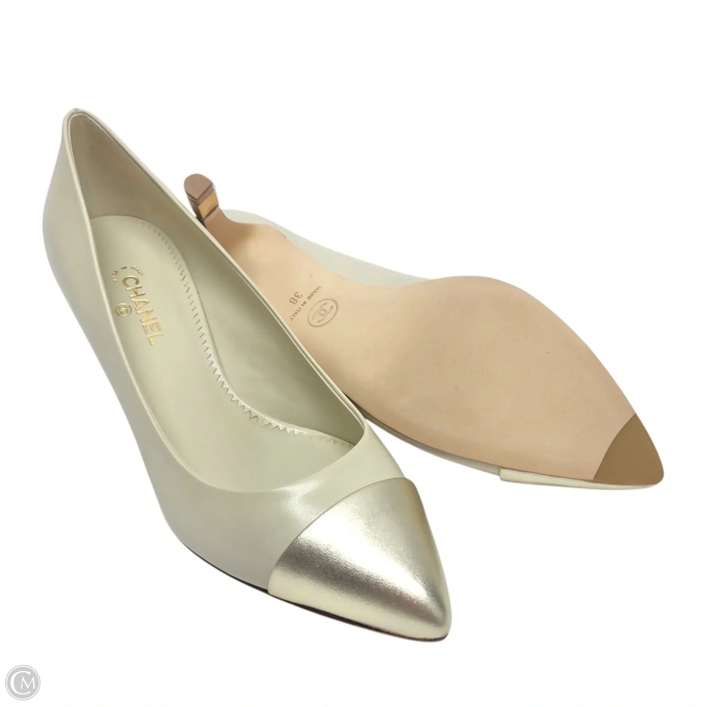 Shoes Luxury Designer By Chanel In Cream, Size: 7.5