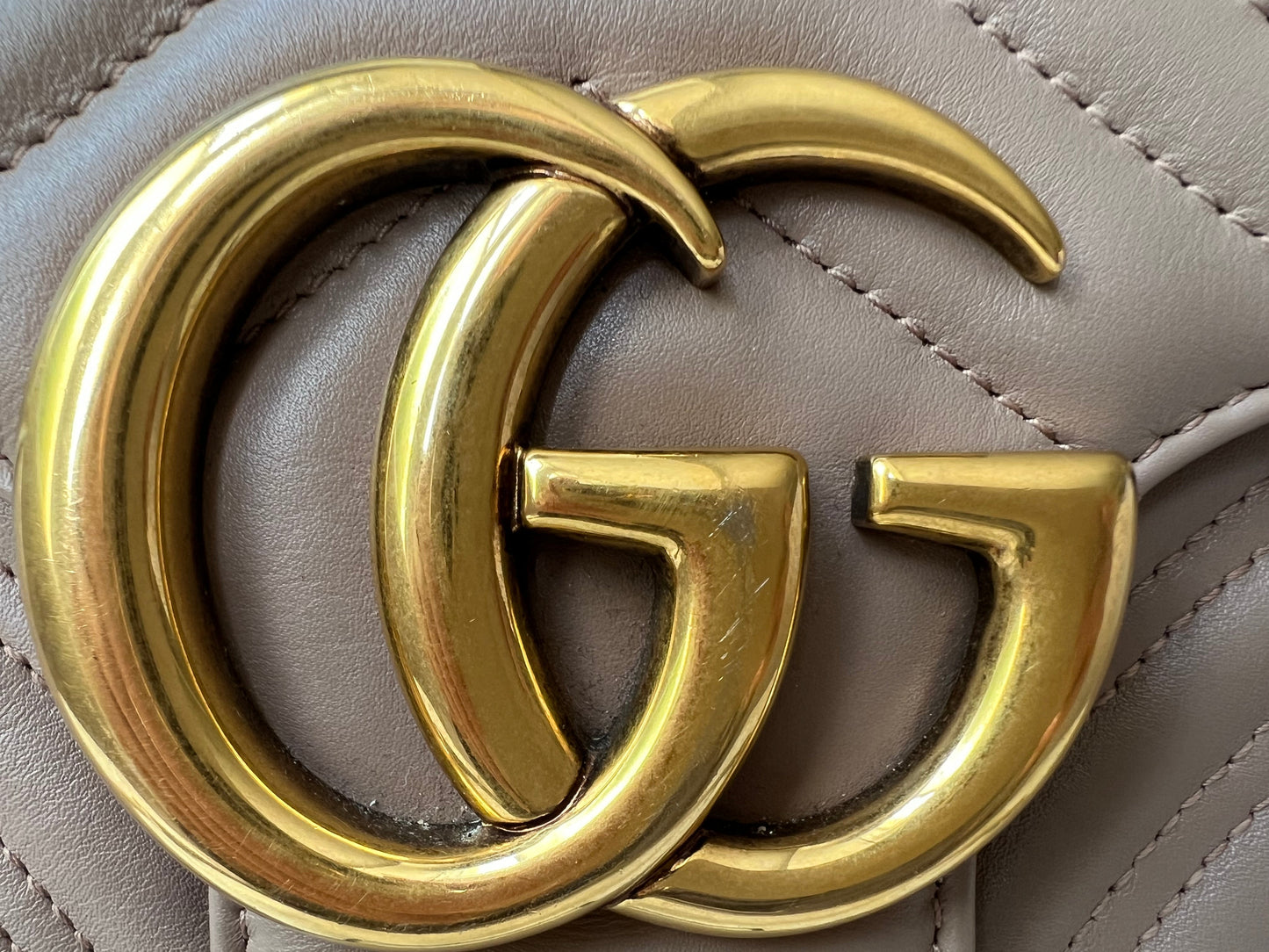 Gucci GG Dusty Pink Marmont Medium Shoulder Bag