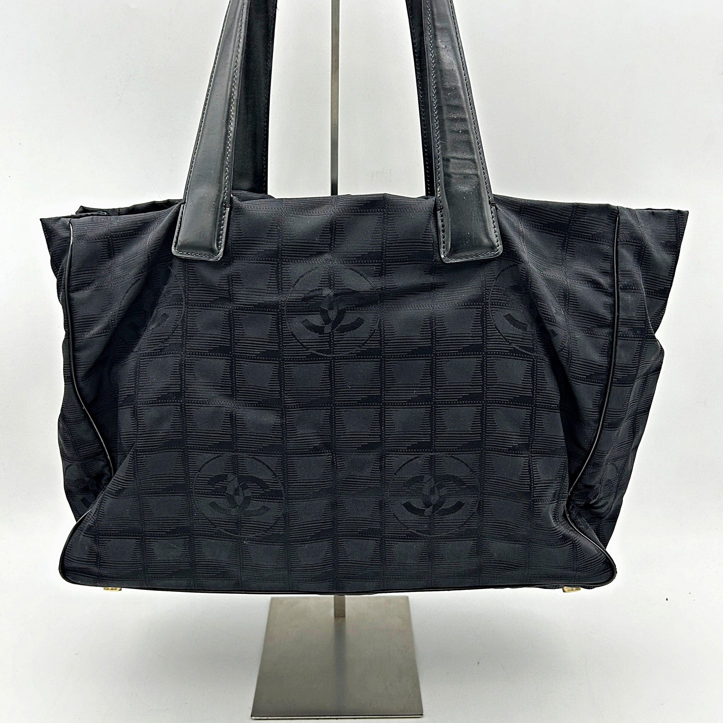 Chanel Travel Ligne Tote - Black Totes, Handbags LA1213