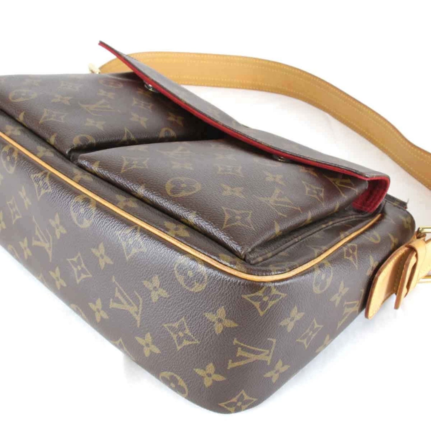 Louis Vuitton   Shoulder Bag