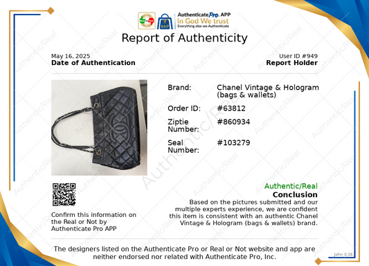 Handbag Luxury Designer By Chanel In Black, Size:Medium
