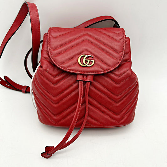 GUCCI Calfskin Matelasse GG Marmont Flap Backpack Hibiscus Red LA32914