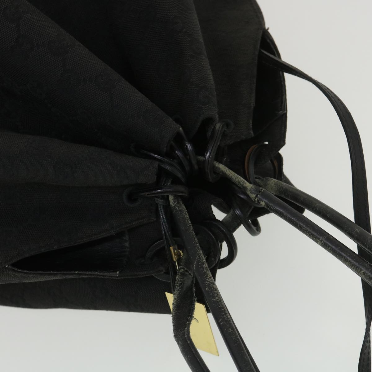 GUCCI GG Canvas Shoulder Bag Black 90640 002404  39133