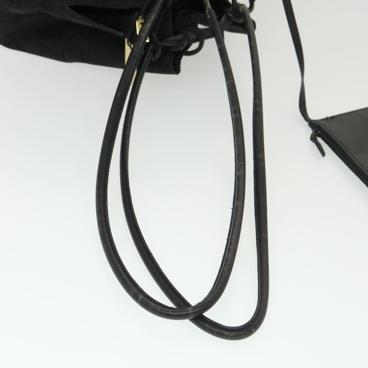 GUCCI GG Canvas Shoulder Bag Black 90640 002404  39133