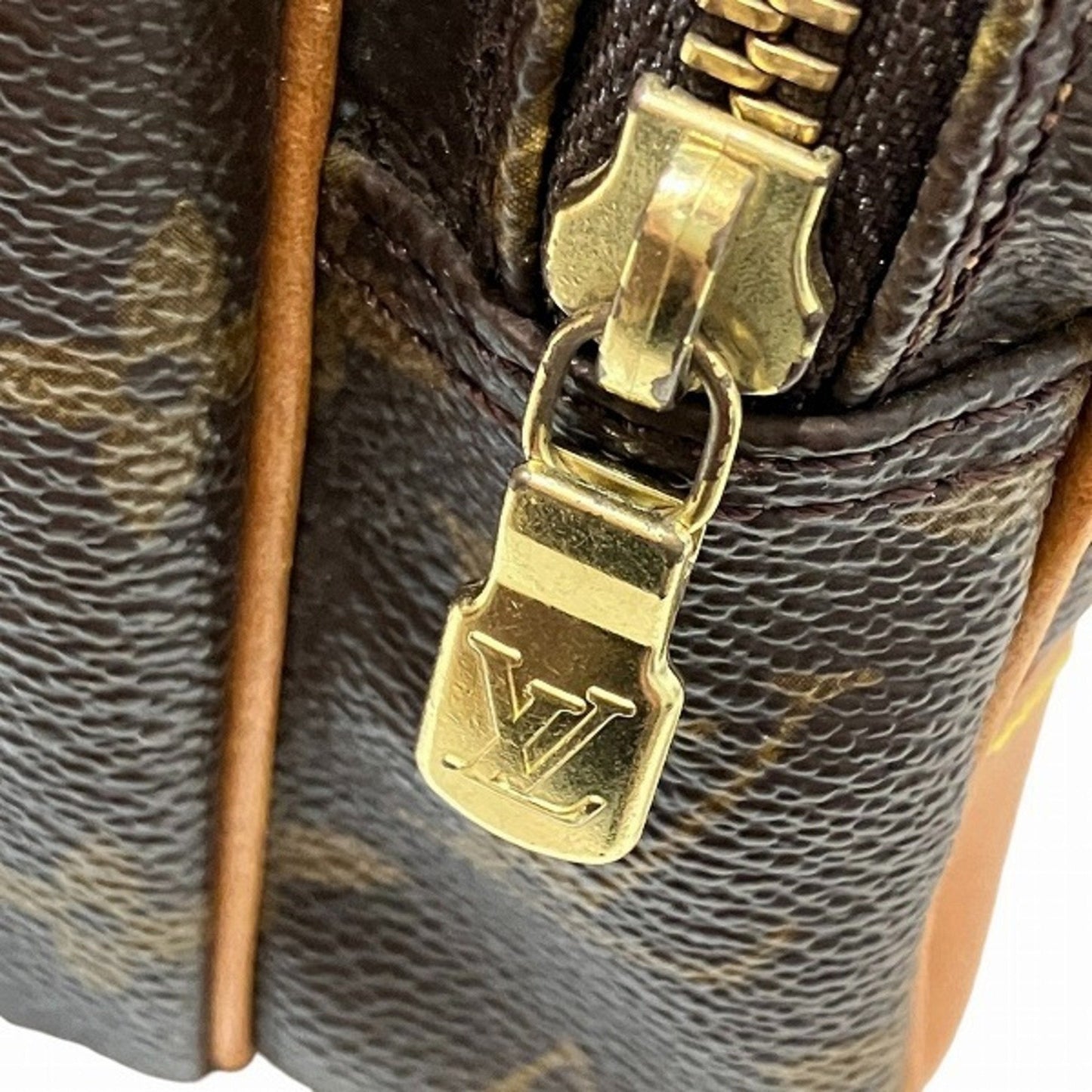 Louis Vuitton  Galle Monogram Monogram Shoulder Bag