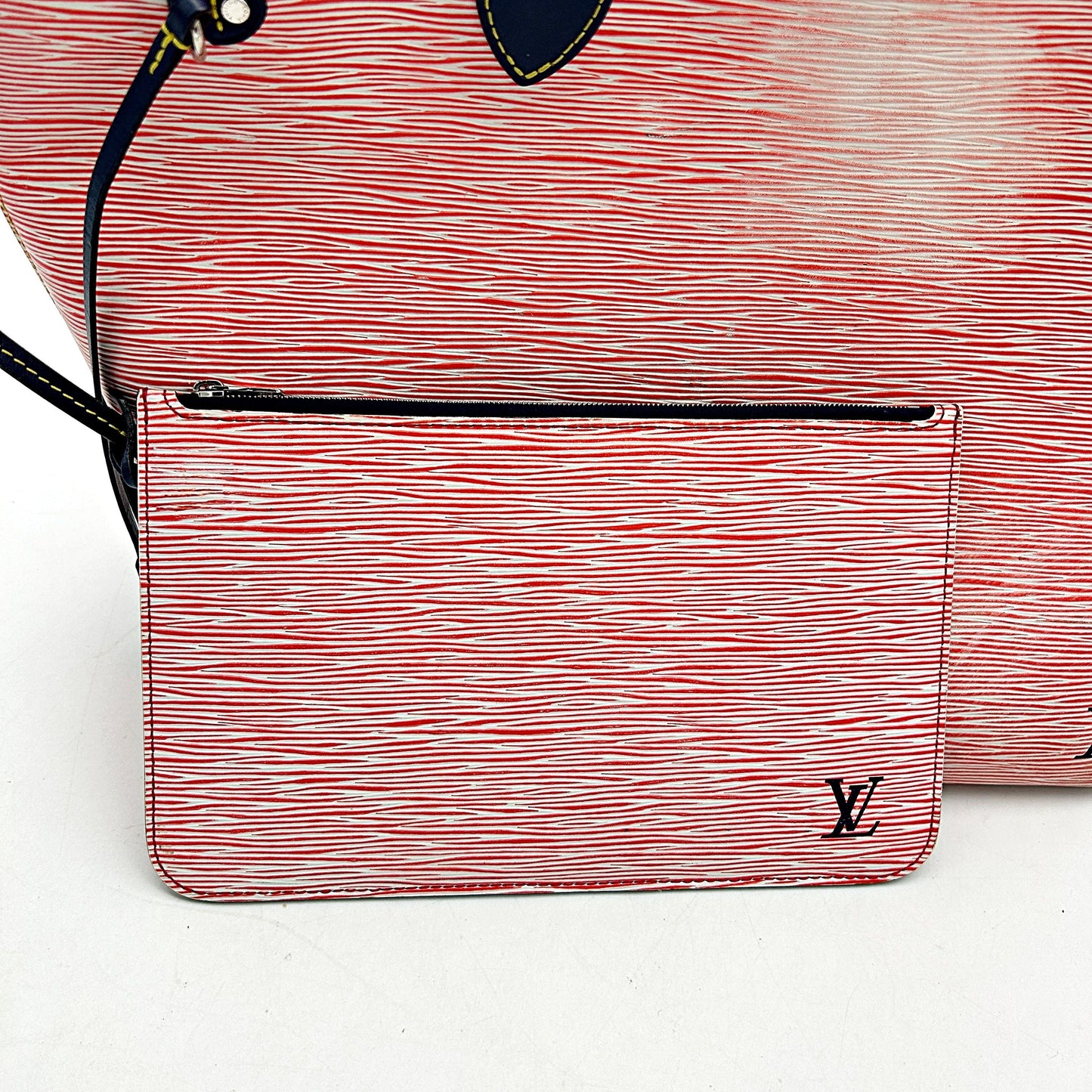 Louis Vuitton Epi Neverfull MM - Red Totes, Handbags LA23881