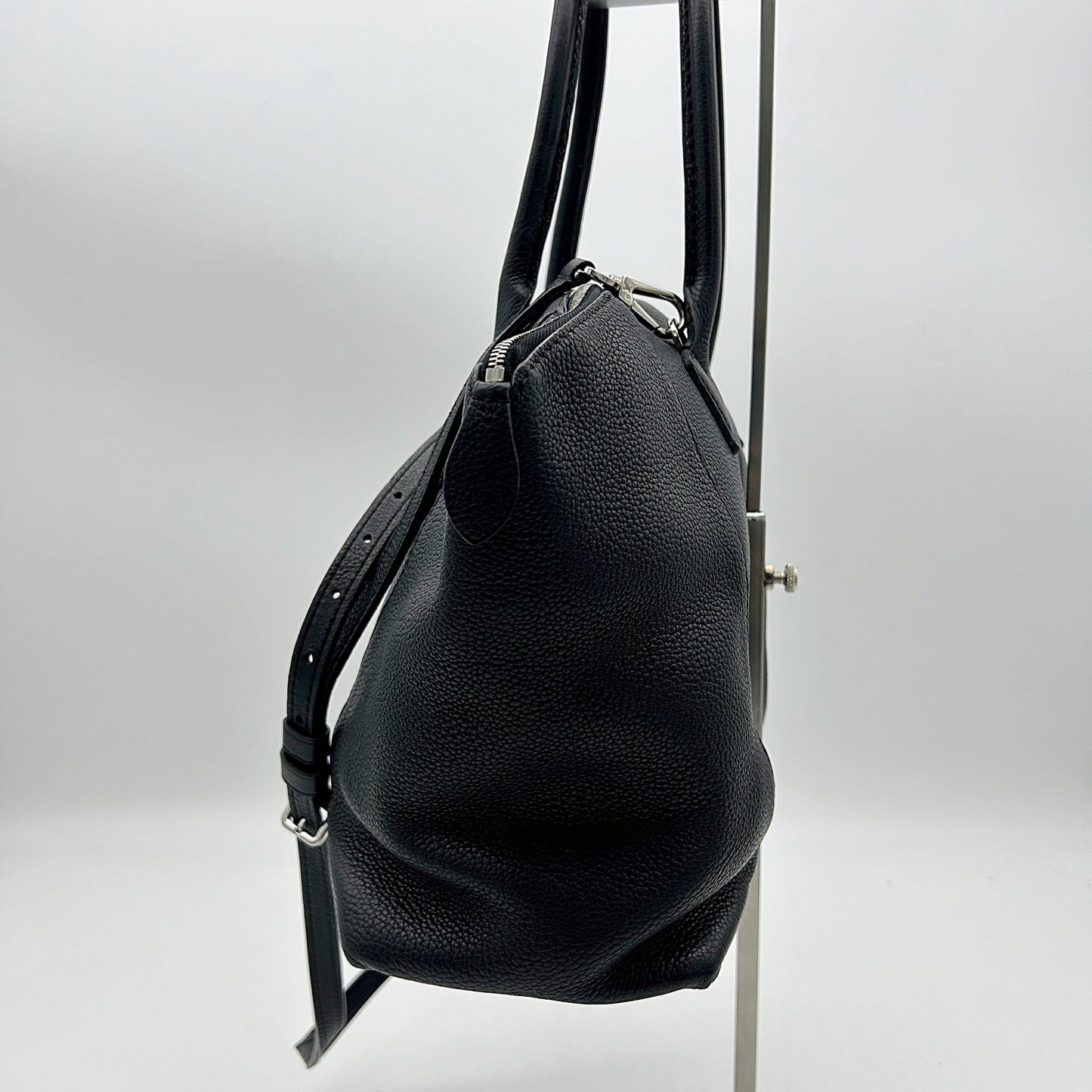 Louis Vuitton Soft Lockit PM - Black Handle Bags, Handbags LA4906