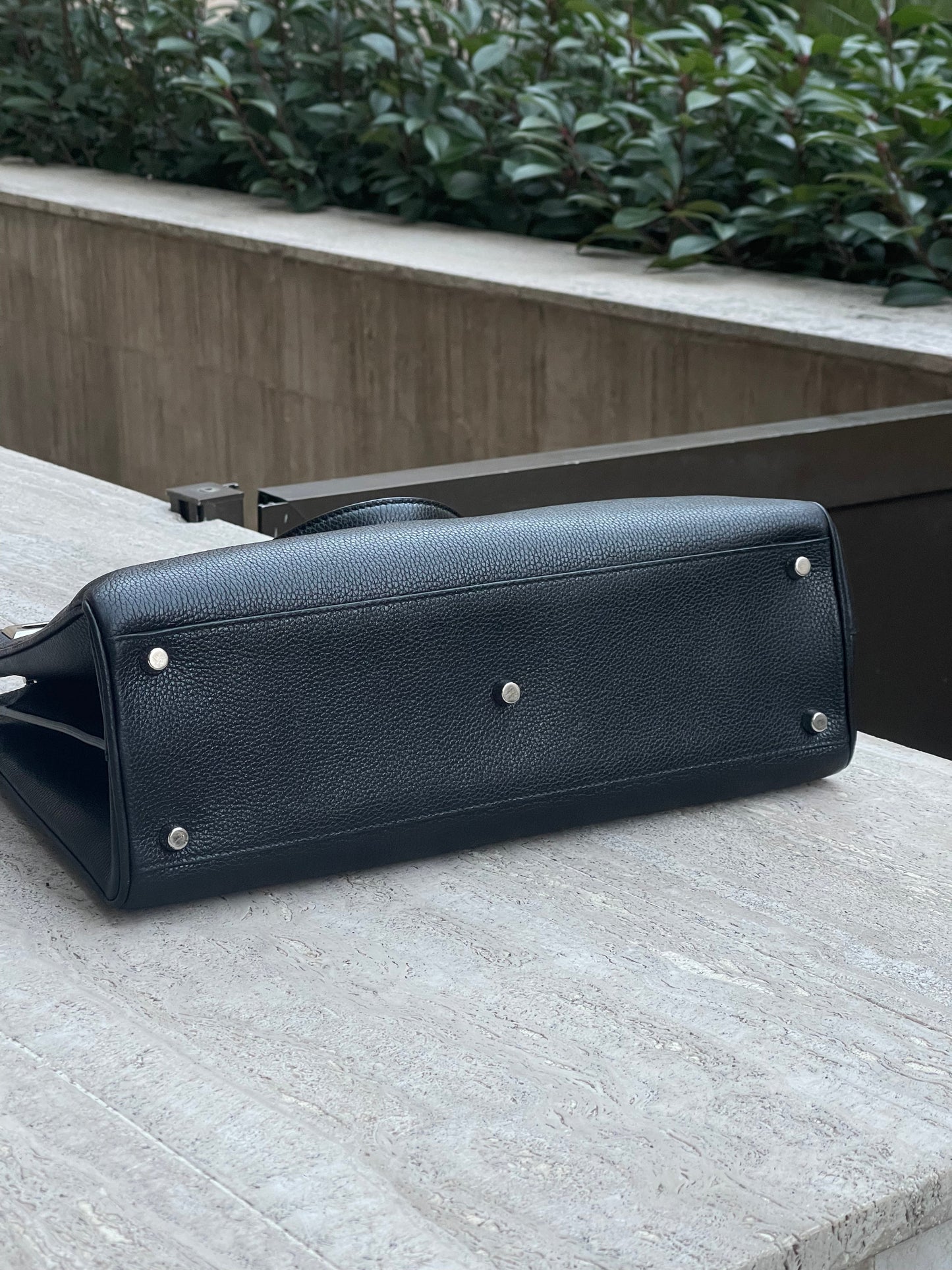 Gucci - Sac Zumi en cuir noir MM