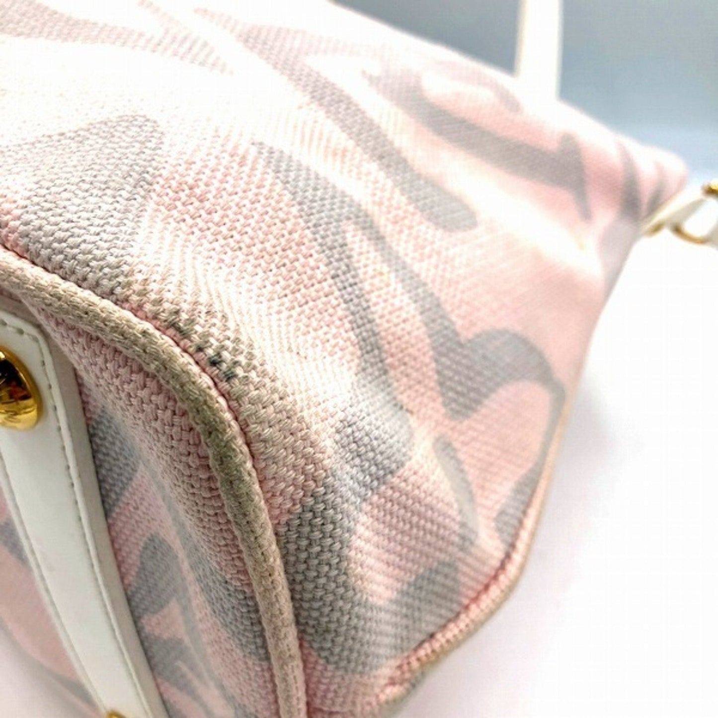 Louis Vuitton  Canvas Handbag Shoulder Bag
