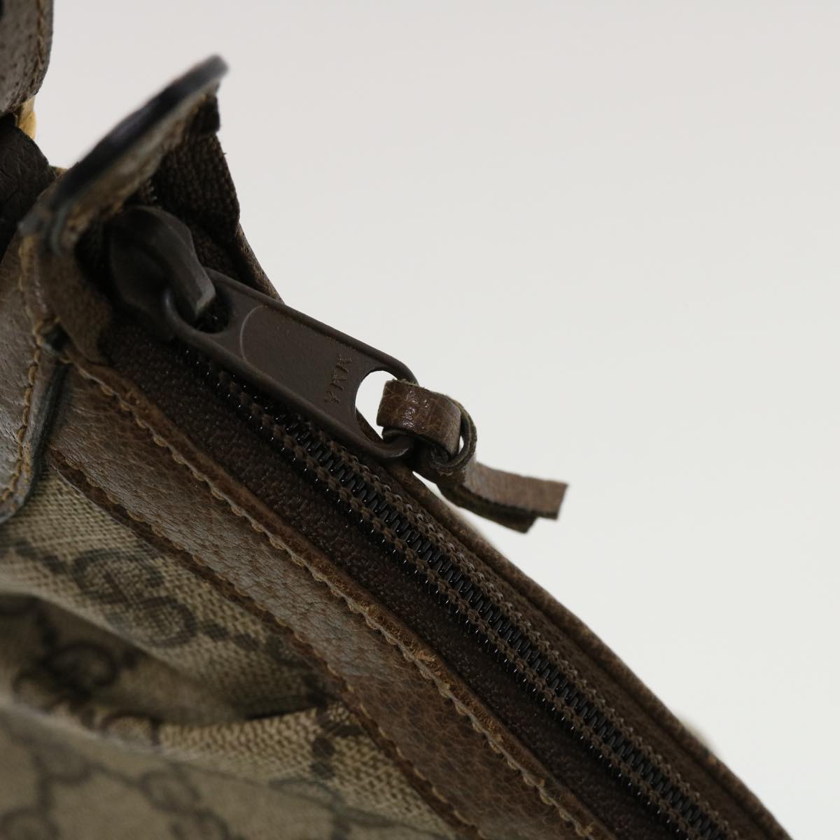 GUCCI GG Canvas Shoulder Bag PVC Leather Beige 41.02.058  43239