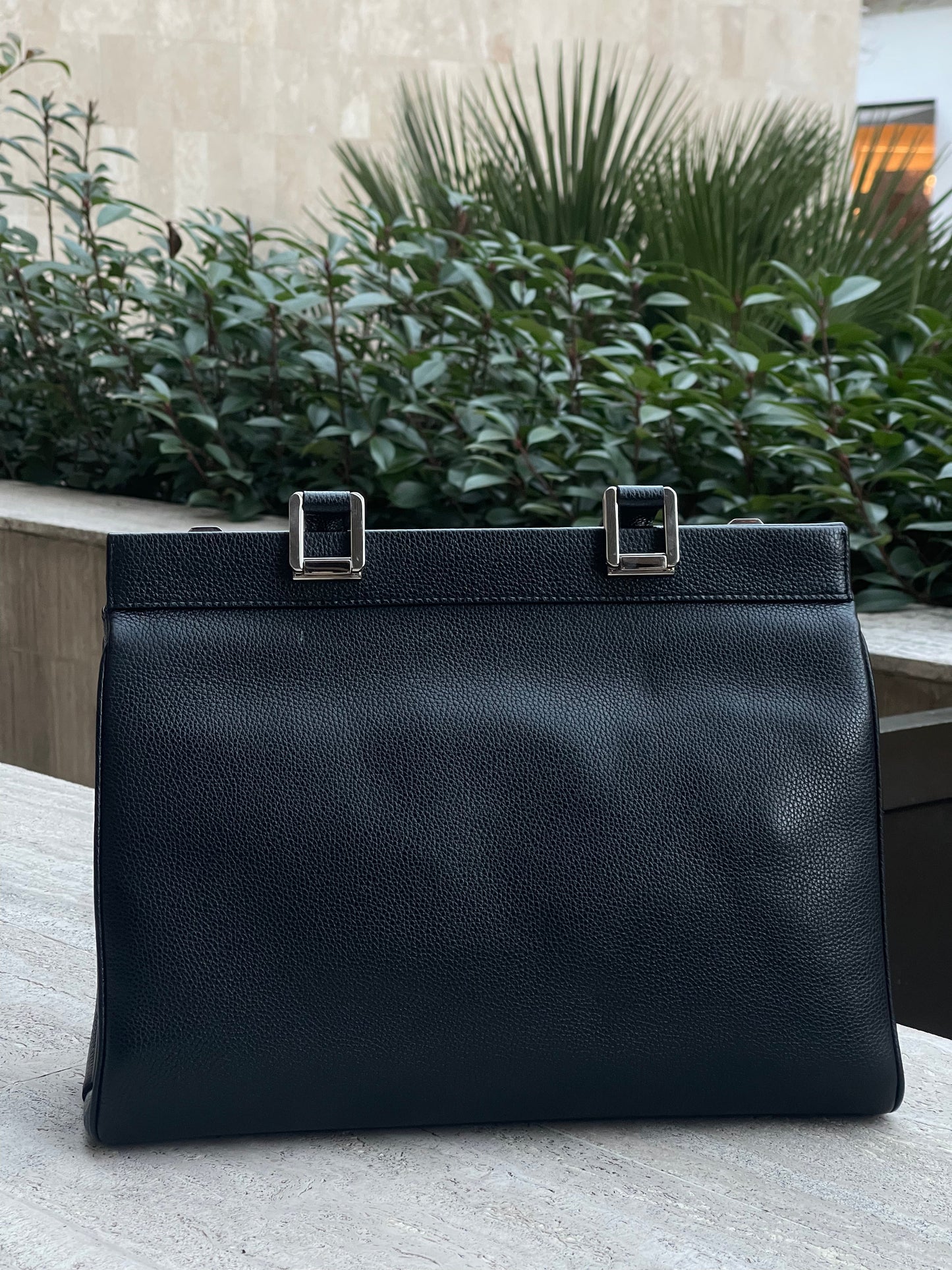 Gucci - Sac Zumi en cuir noir MM