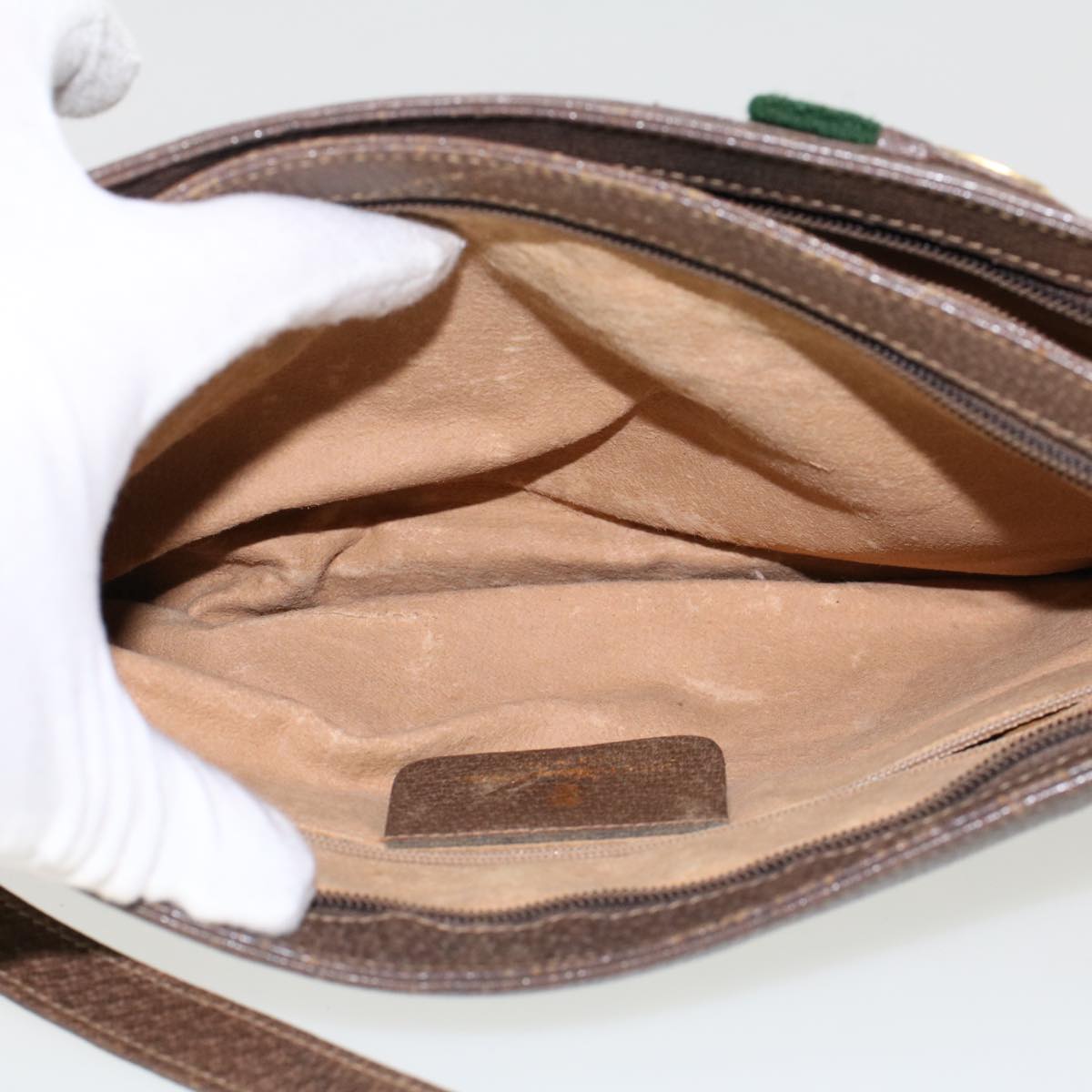 GUCCI GG Canvas Web Sherry Line Shoulder Bag Beige Red 904.02.035..  48148