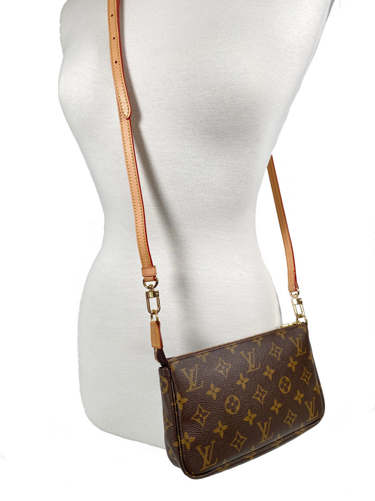 LOUIS VUITTON - POCHETTE ACCESSORIES MONOGRAM HANDBAG