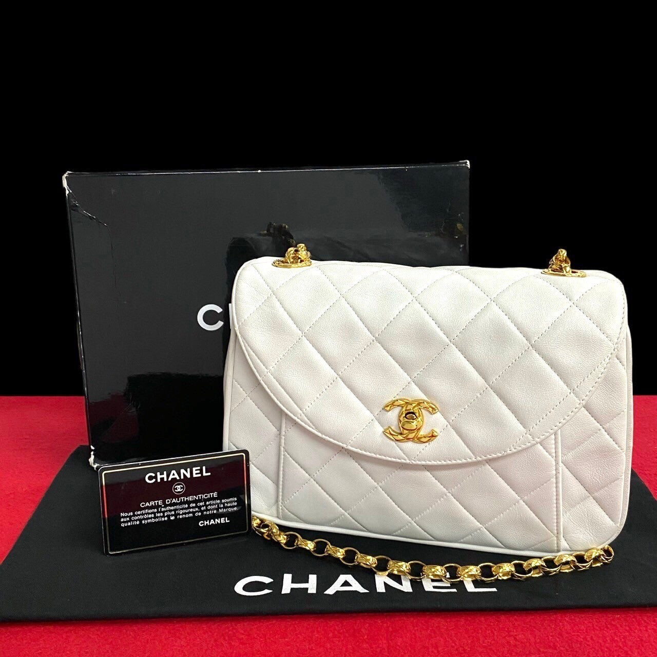 CHANEL Shoulder Bag lambskin white Matrasse