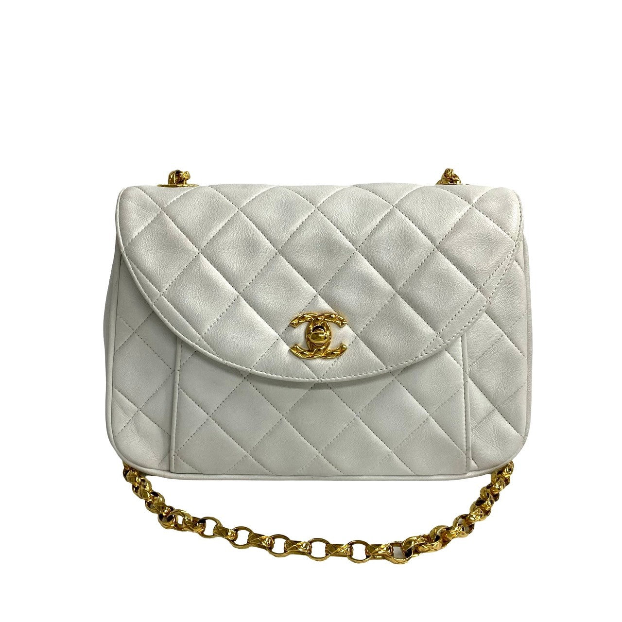 CHANEL Shoulder Bag lambskin white Matrasse