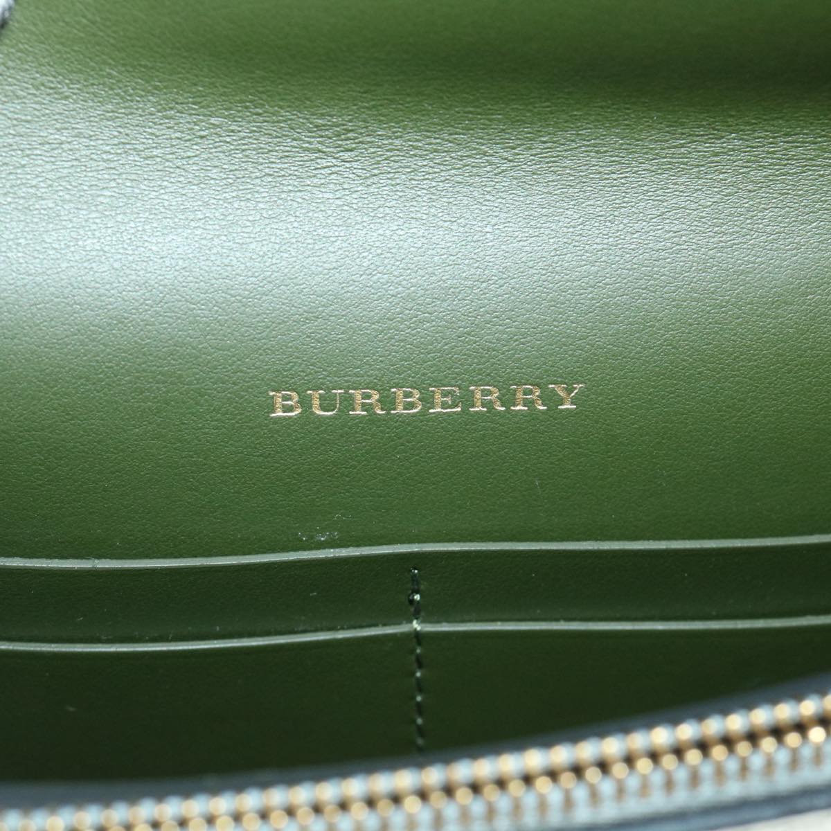 Burberry Olympia Chain Shoulder Bag Leather Silver Auth 54029