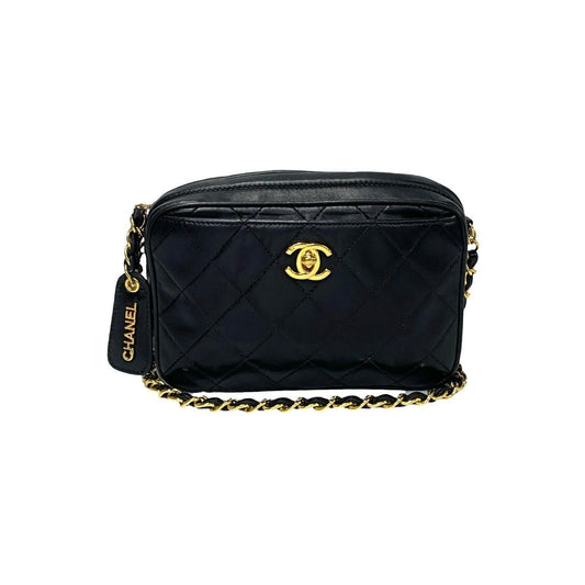 CHANEL Shoulder Bag lambskin black Matrasse