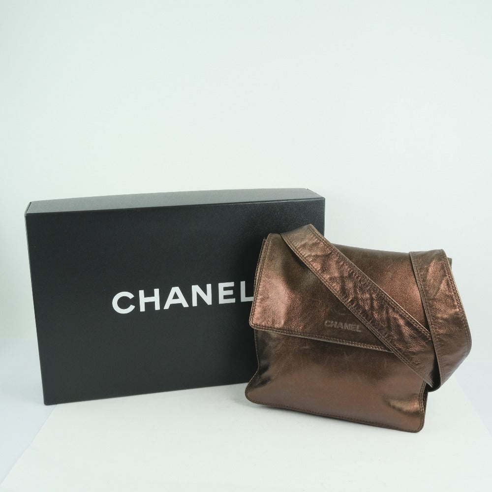 CHANEL Shoulder Bag Calfskin bronze unisex(Unisex) Used