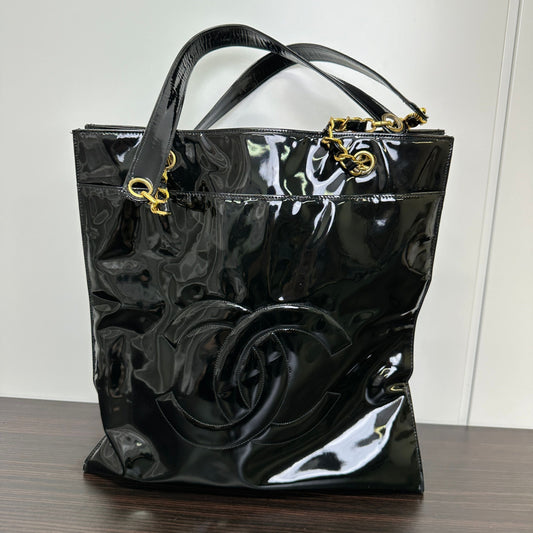 Chanel Vintage Patent CC Tote - Black Shoulder Bags, Handbags LB