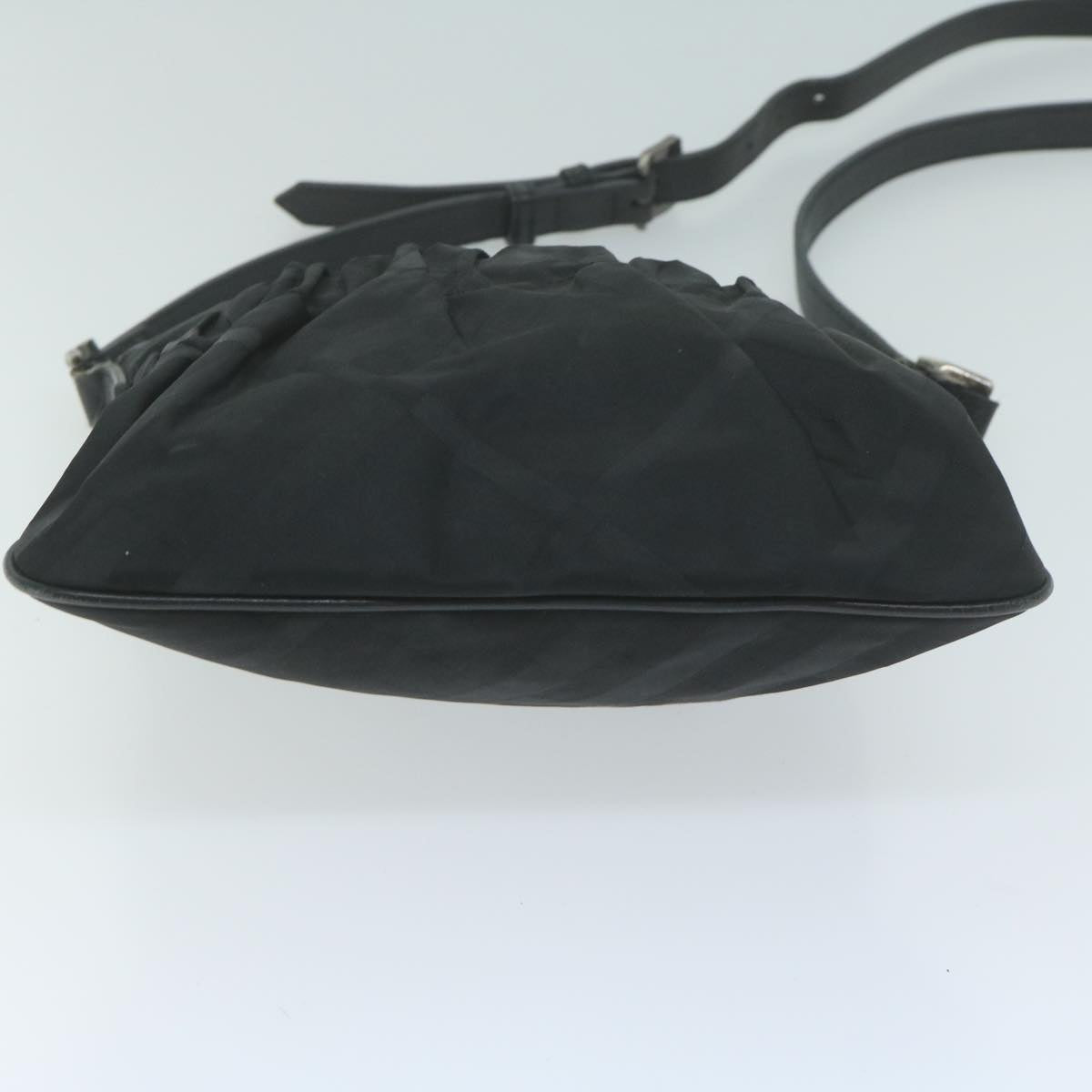 Burberry Nova Check Shoulder Bag Nylon Black Auth 64656