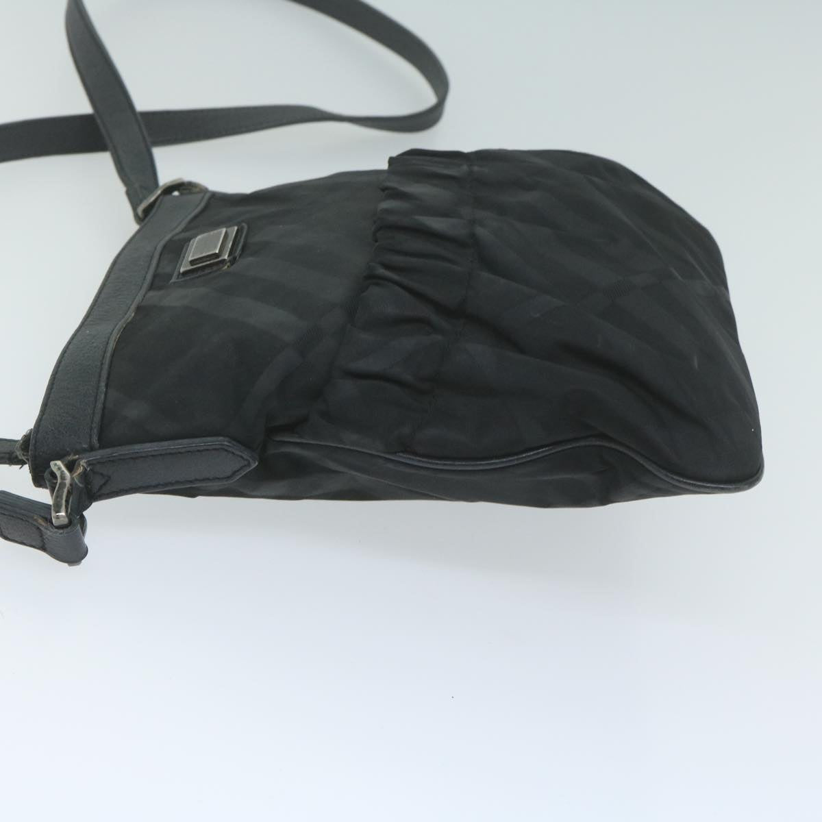Burberry Nova Check Shoulder Bag Nylon Black Auth 64656