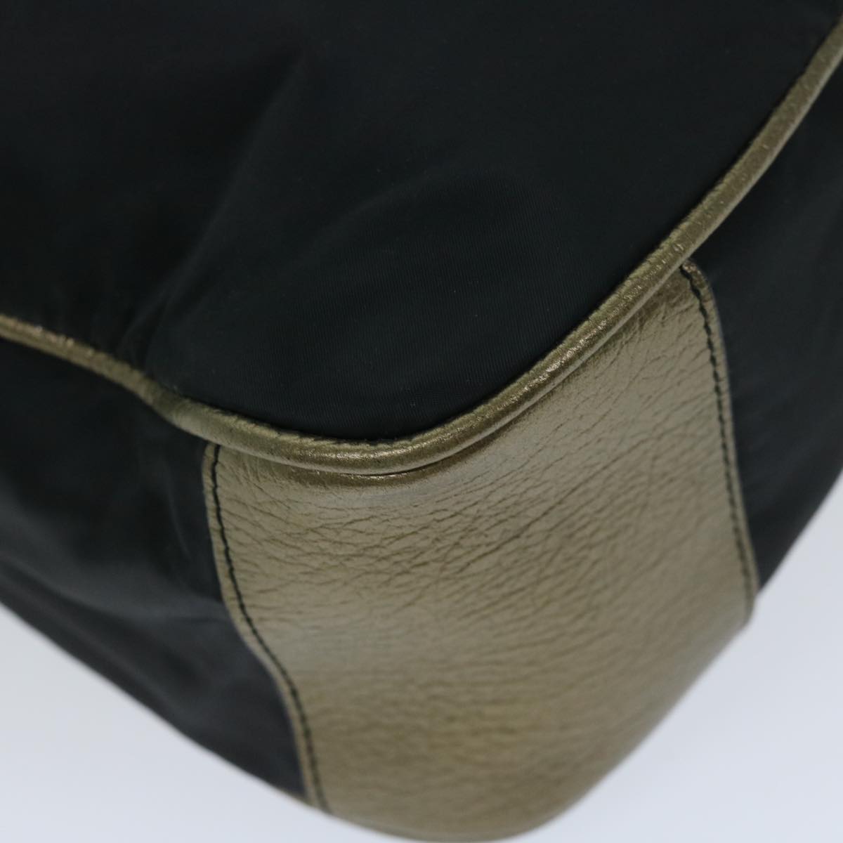 Burberry Shoulder Bag Nylon Black Auth 66638