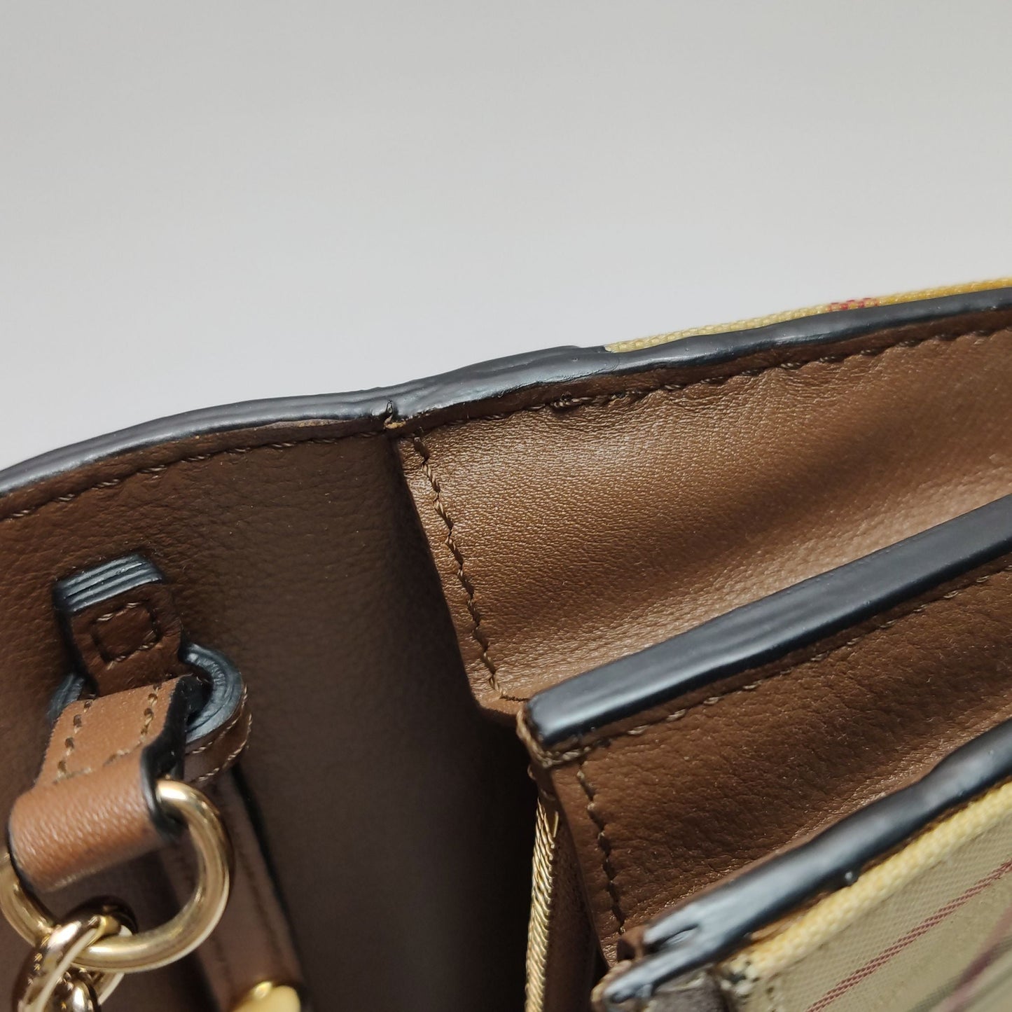 Preloved Burberry Leather Nylon Check Logo Crossbody Shoulder Bag 250429781171830