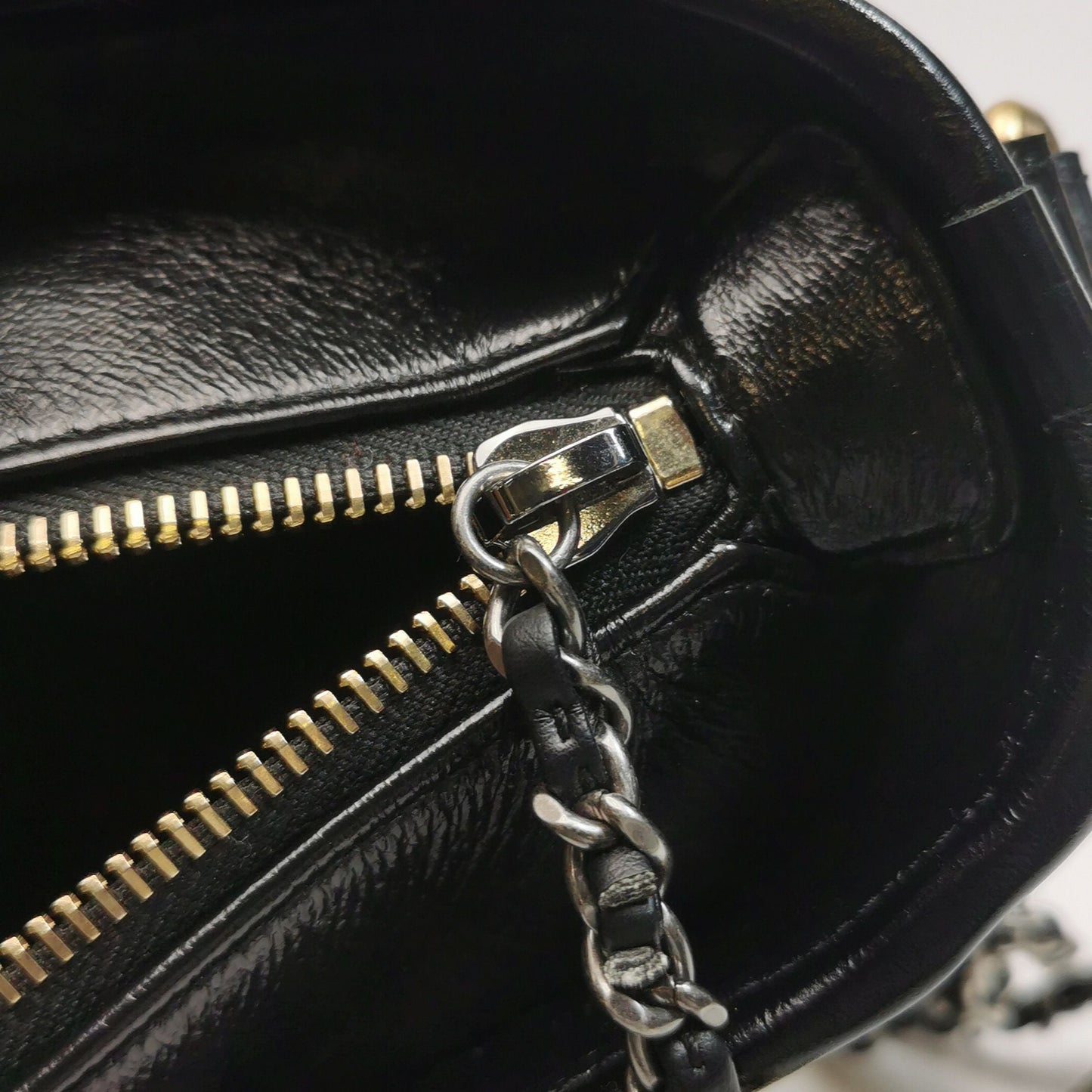 Preloved Chanel Gabrielle Hobo Medium Calfskin Contrast Strap Shoulder Bag 250501781173673