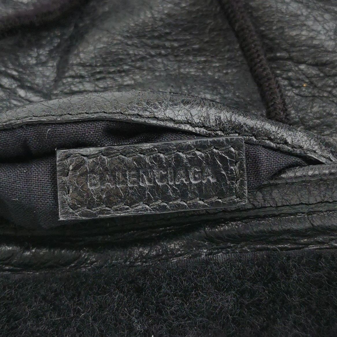 Preloved Balenciaga Explorer Smoking Bag Waxed Leather Graffiti Shoulder Bag 250501781173842