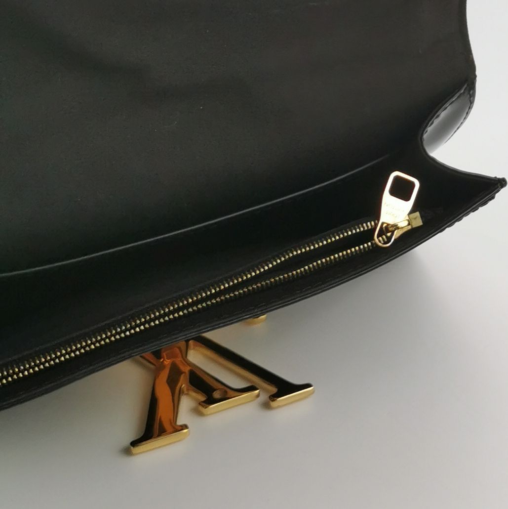 Louis Vuitton Louise Patent Leather Shoulder Bag 250502781174931