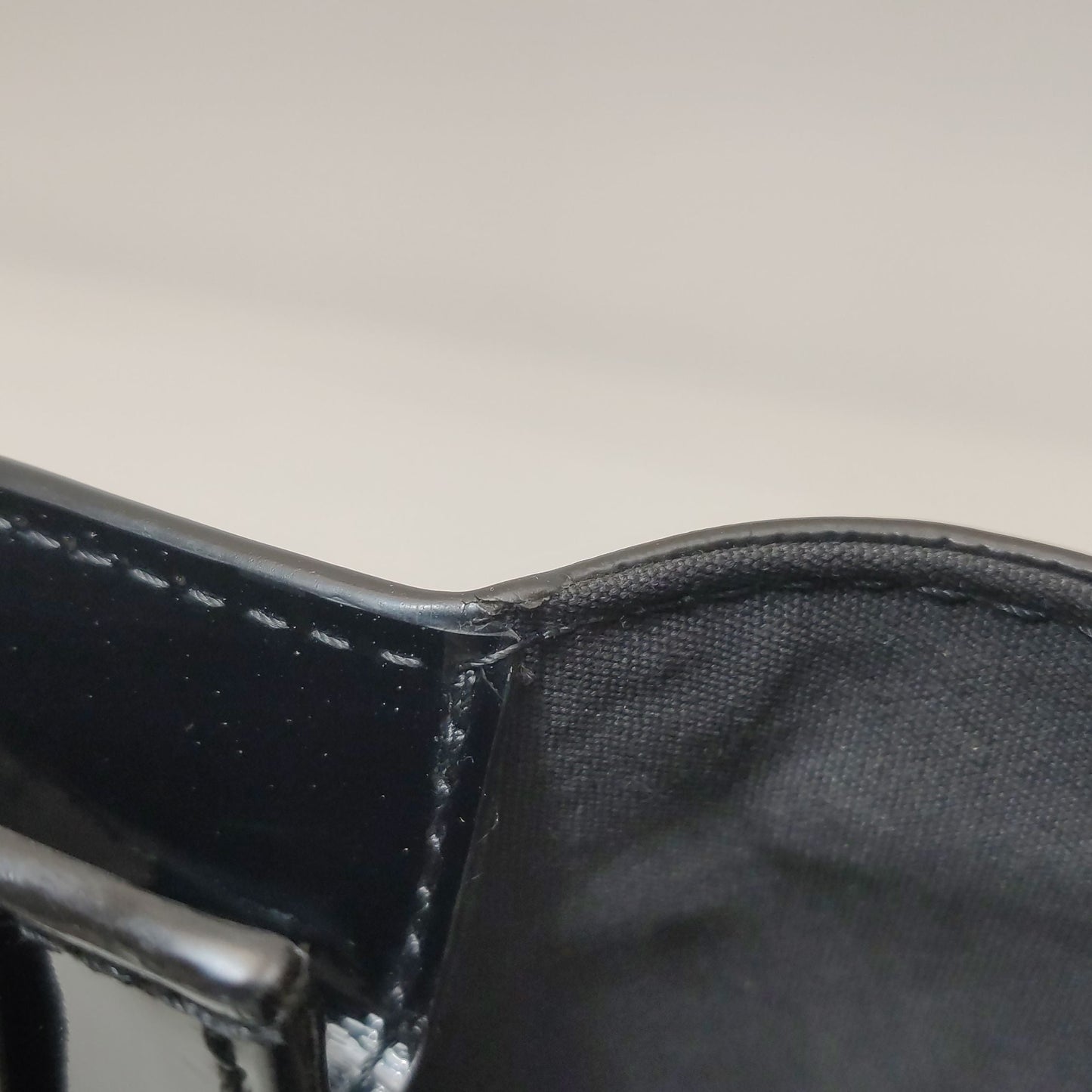 Louis Vuitton Louise Patent Leather Shoulder Bag 250502781174931