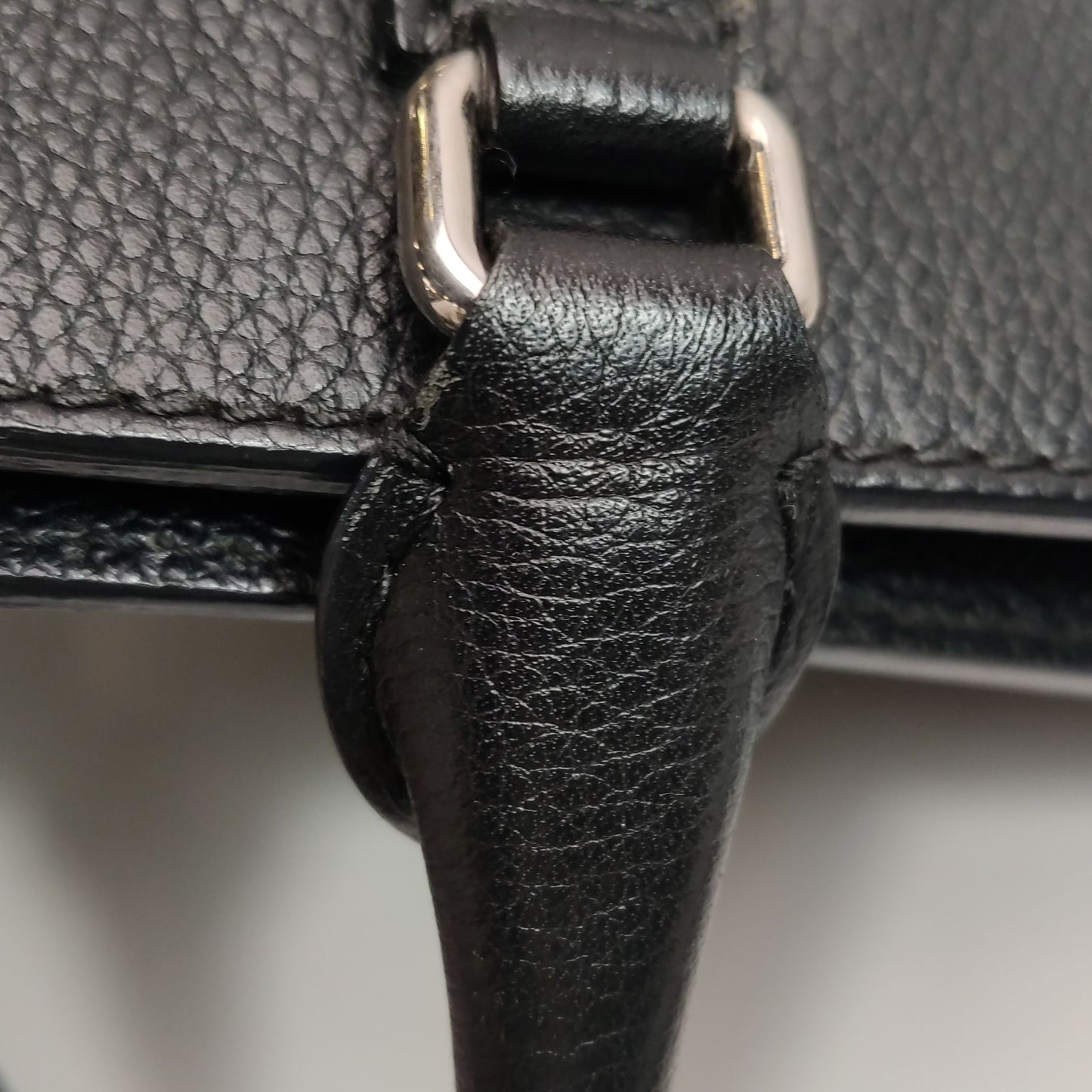 Preloved Alexander McQueen Skull Padlock Medium Leather Crossbody Bag 24091278862291