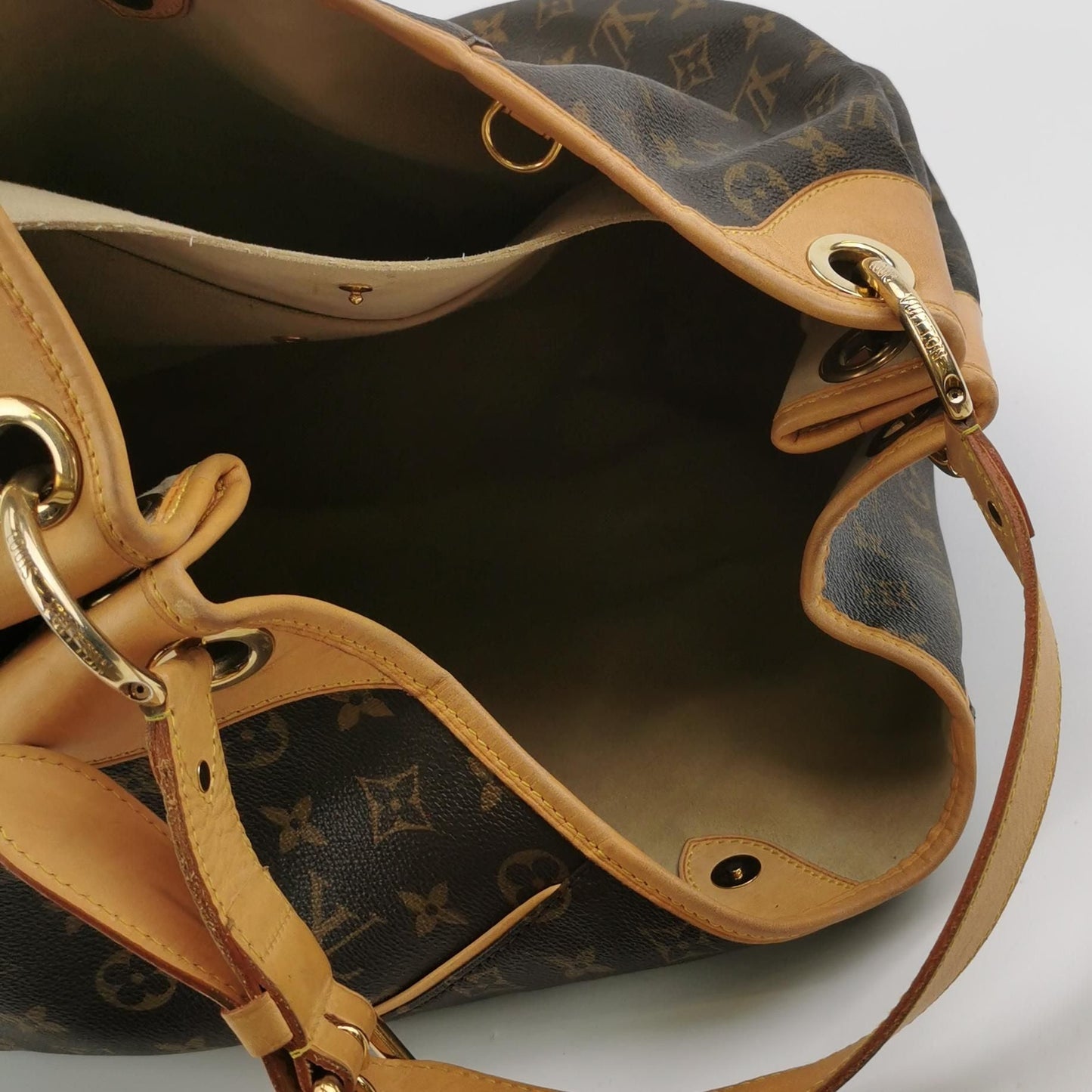 Louis Vuitton Galliera Large Monogram Print Shoulder Bag 250502781175802