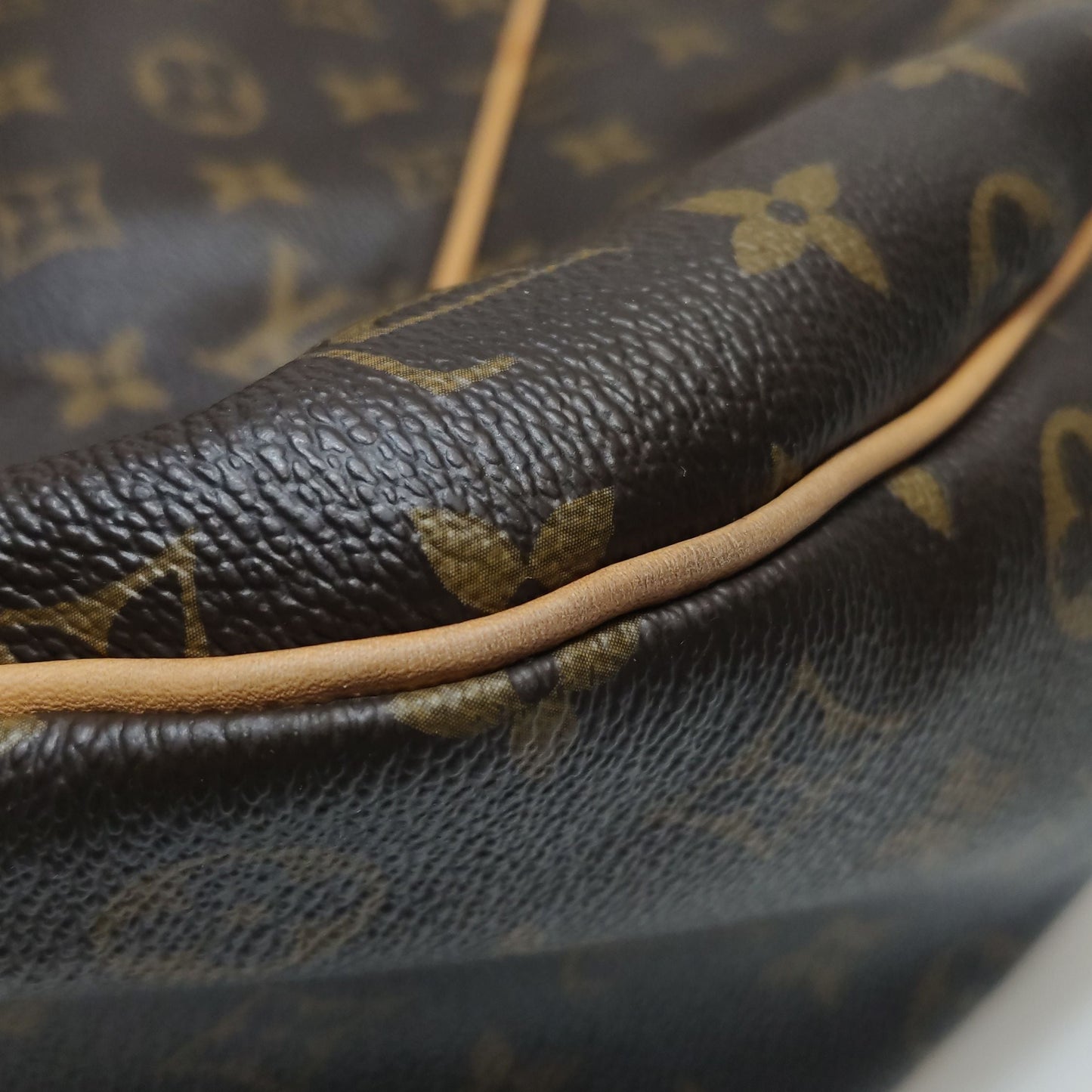 Louis Vuitton Galliera Large Monogram Print Shoulder Bag 250502781175802