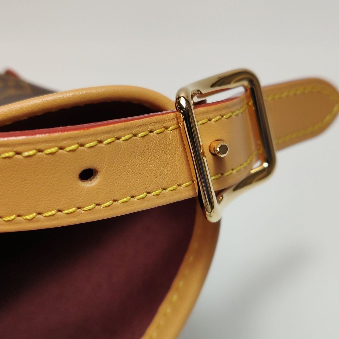 Louis Vuitton Carry All Small Monogram Print Shoulder Bag with Chip 250412781145843