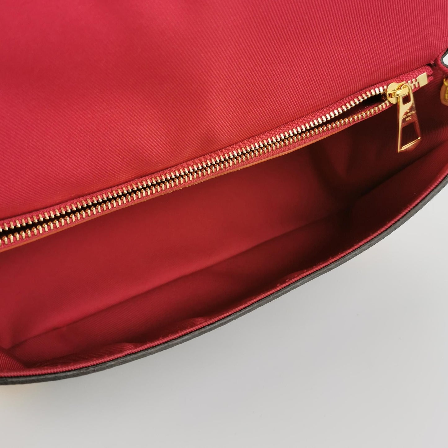 Louis Vuitton Diane Monogram Crossbody Shoulder Bag Microchip 250502781175419