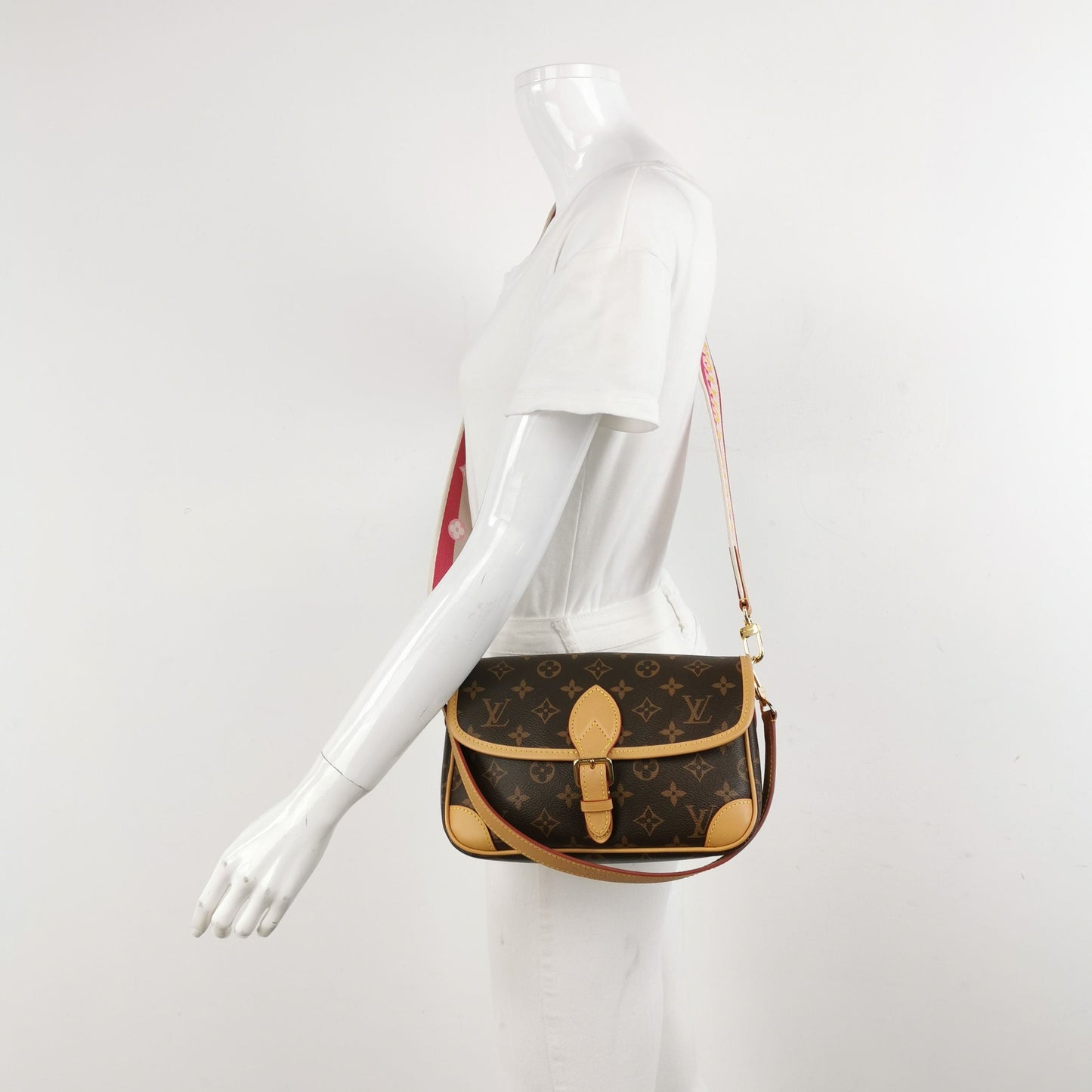 Louis Vuitton Diane Monogram Crossbody Shoulder Bag Microchip 250502781175419