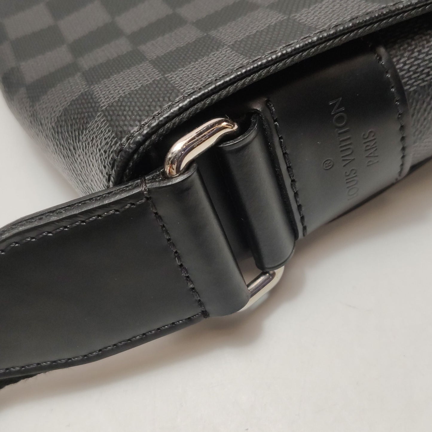 Louis Vuitton District Leather Checkerboard Flap Shoulder Bag 250501781174269