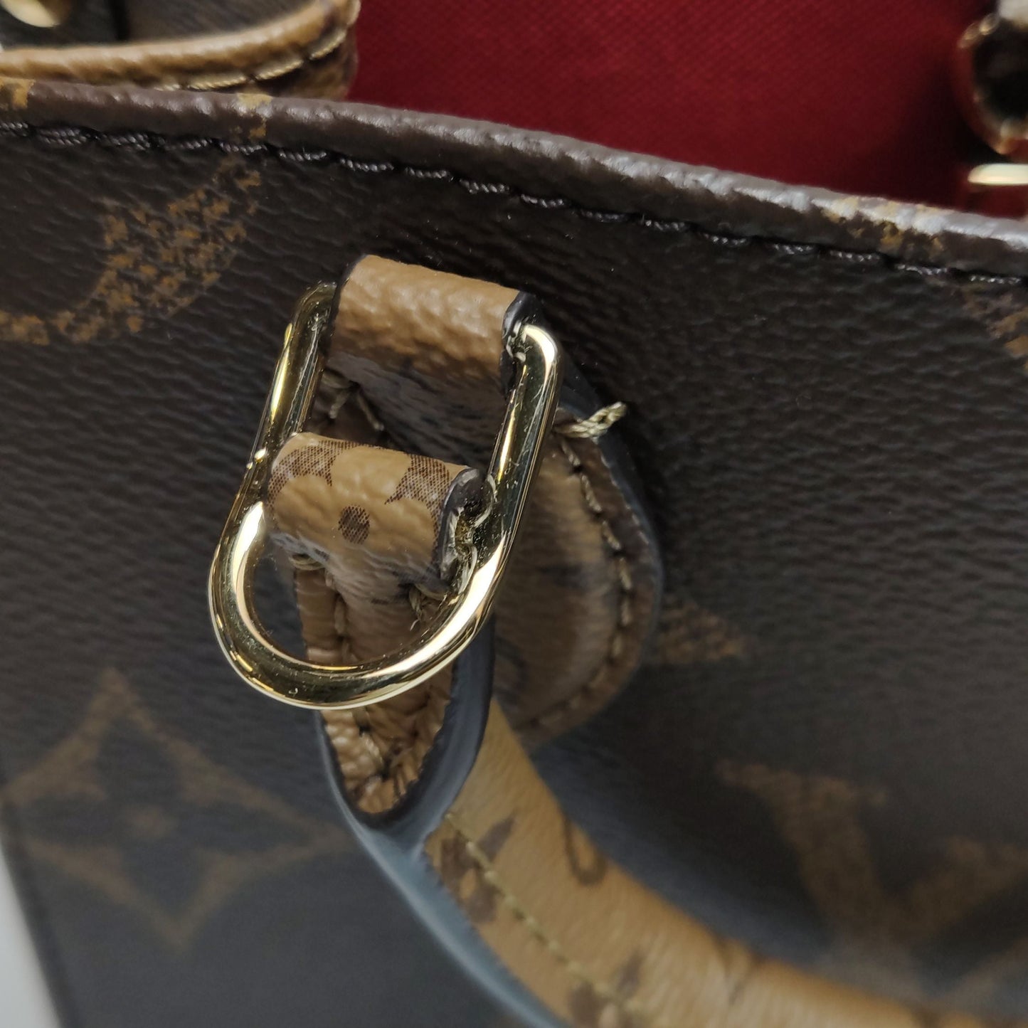 Louis Vuitton Onthego BB Monogram Crossbody Shoulder Bag with Chip 250503781176333