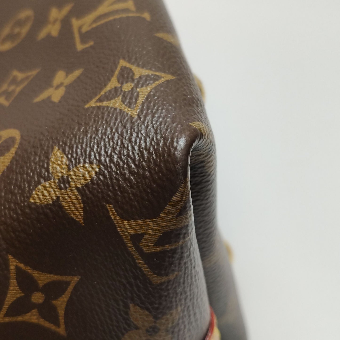 Louis Vuitton Carry All Small Monogram Print Shoulder Bag with Chip 250501781173815