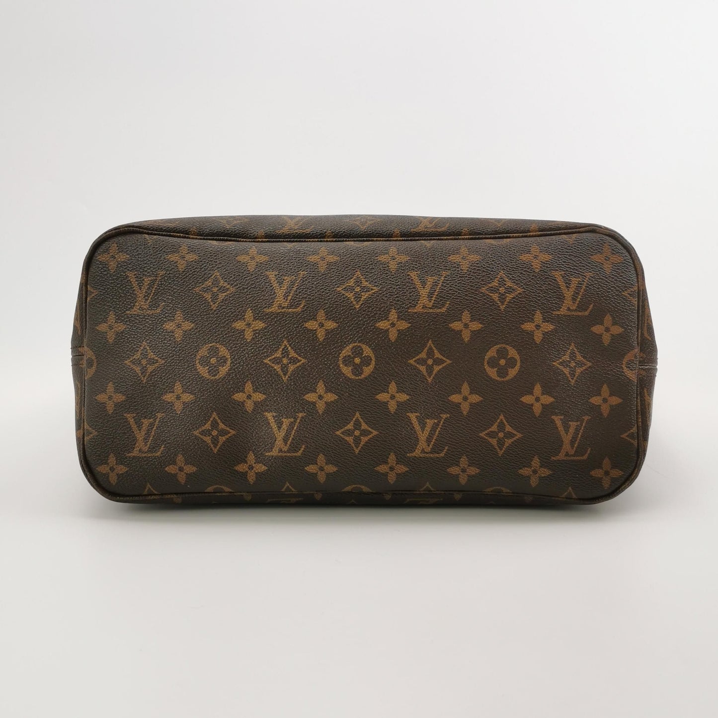 Louis Vuitton Neverfull MM Monogram Canvas Shoulder Bag 057850400444