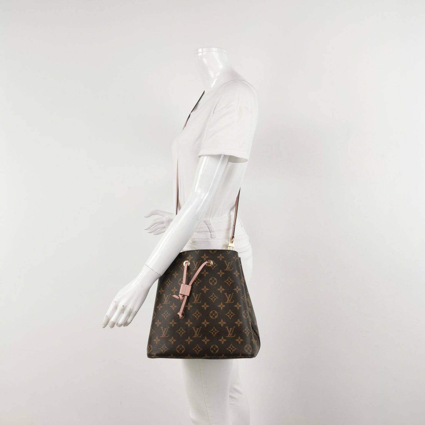 Louis Vuitton NÉONOÉ Medium Monogram Canvas Drawstring Shoulder Bag 250503781176405