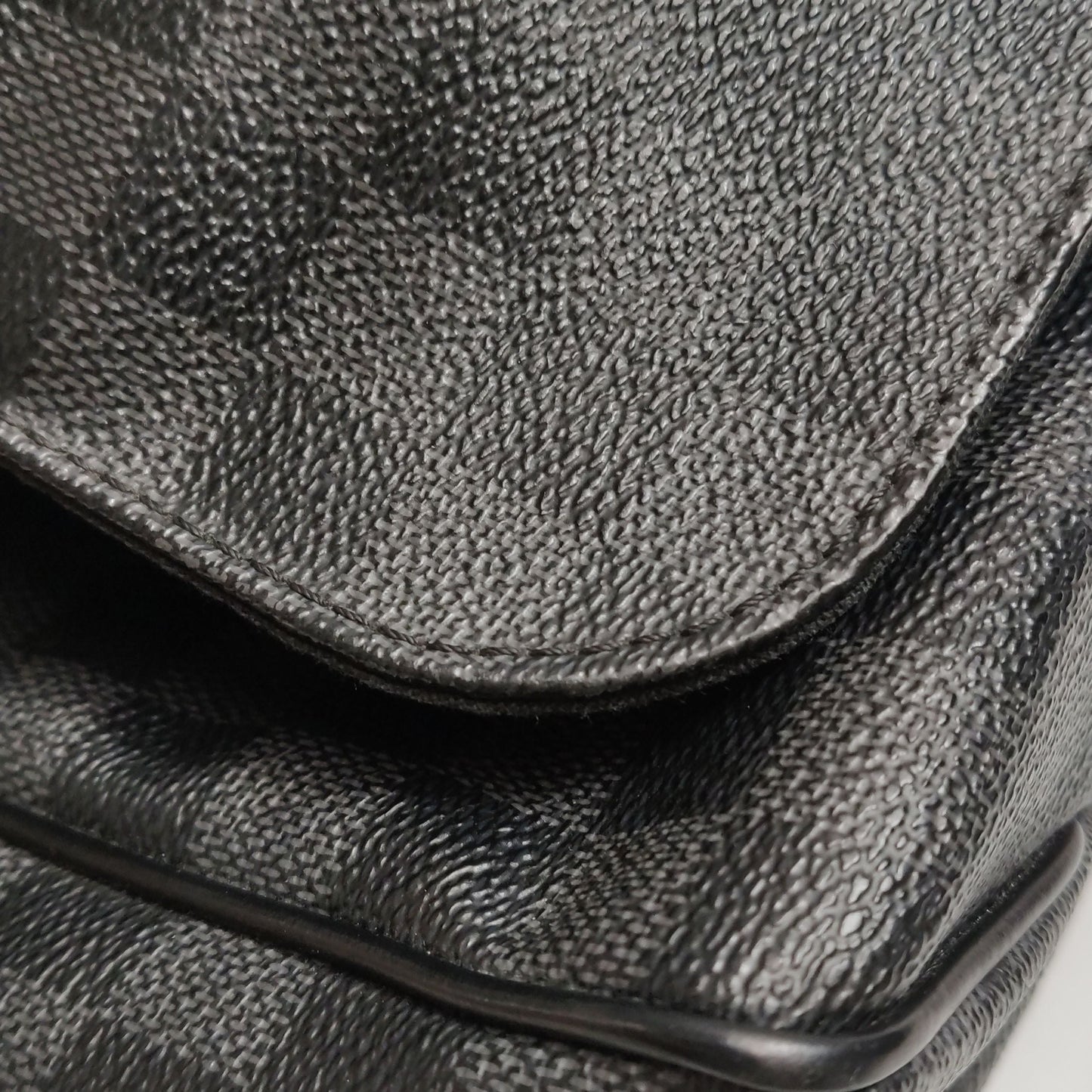 Louis Vuitton District Leather Checkered Flap Shoulder Bag 250514781191624