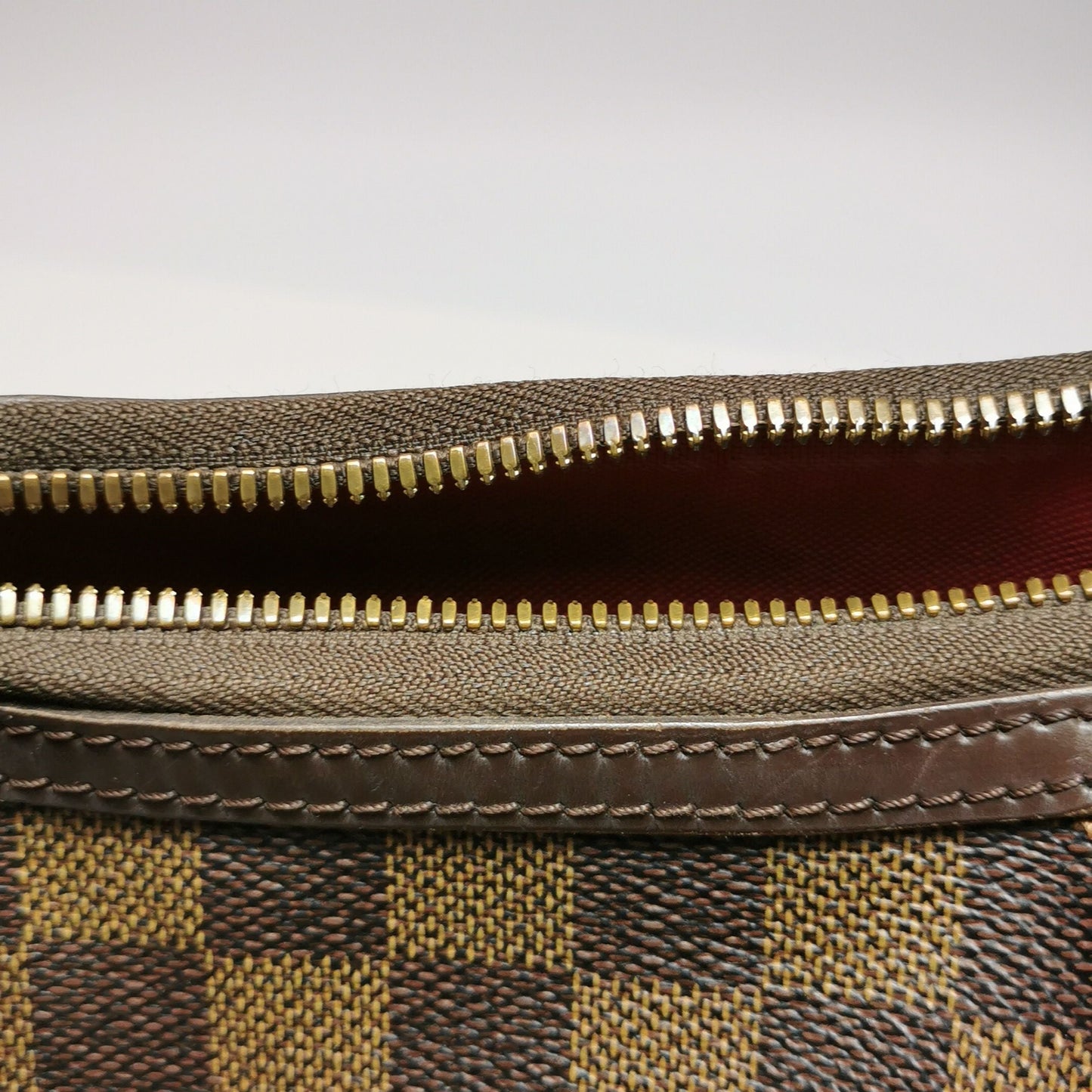 Louis Vuitton Thames Leather Checkerboard Logo Shoulder Bag 250119781033065
