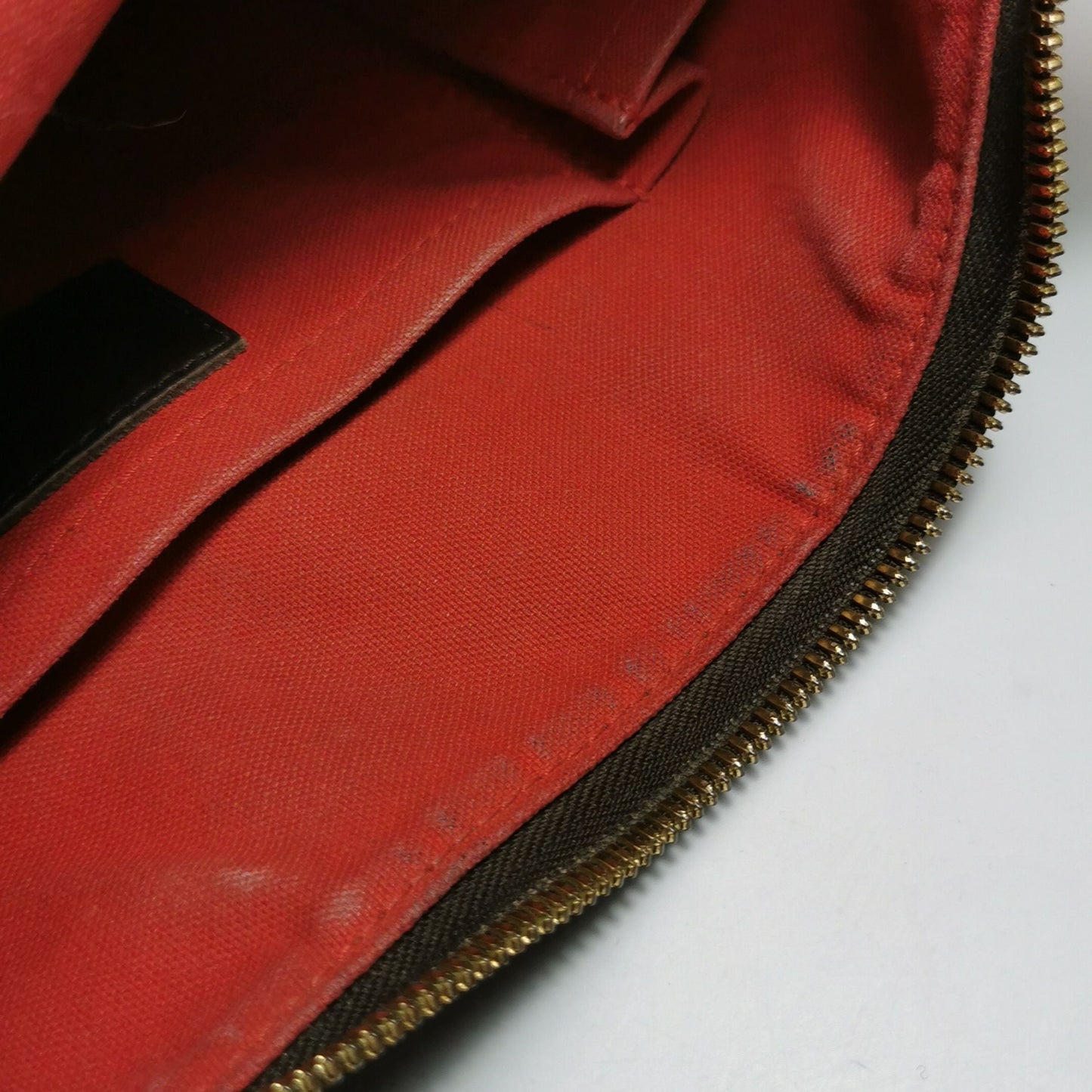 Louis Vuitton Thames Leather Checkerboard Logo Shoulder Bag 250119781033065