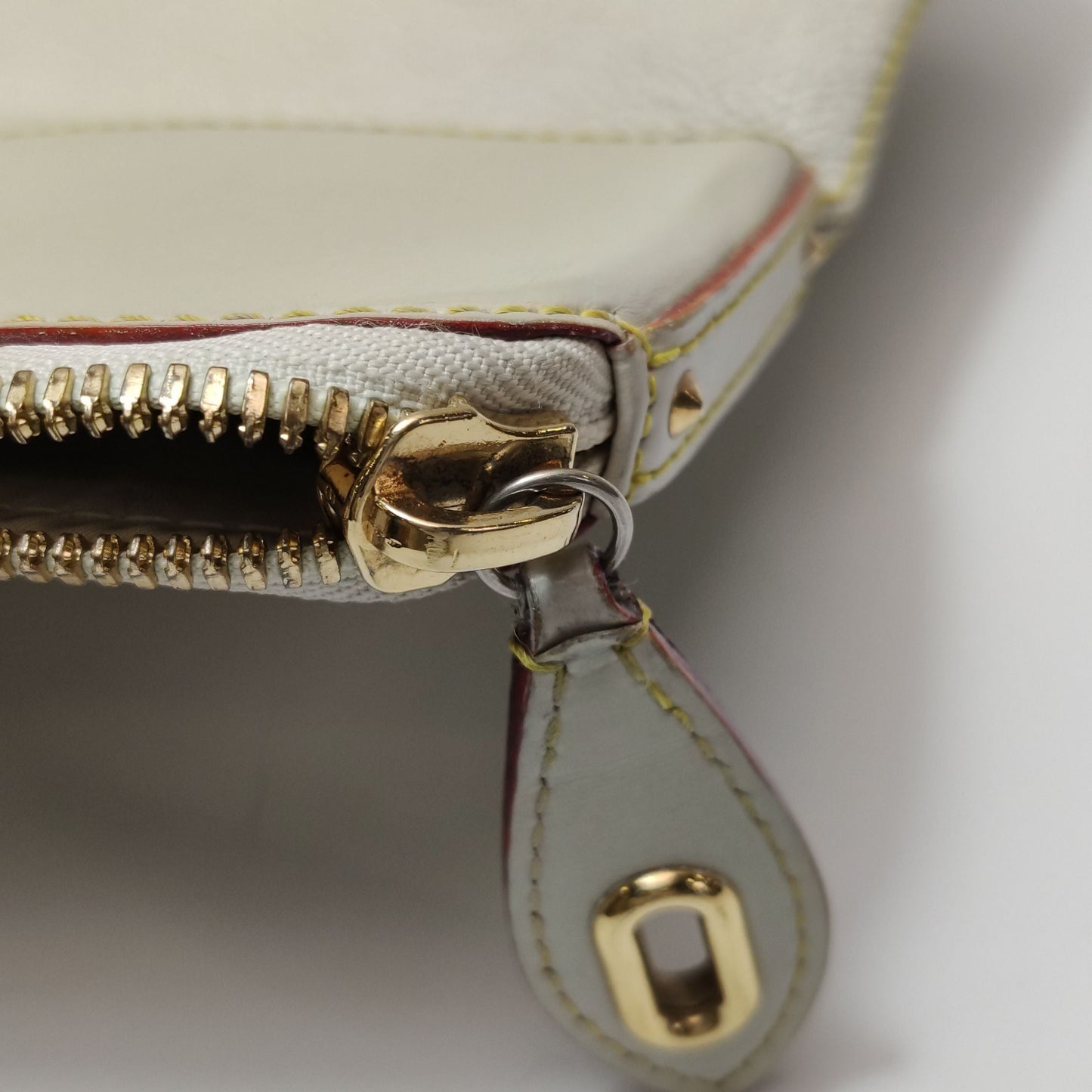 Louis Vuitton Suhali Lockit Leather Shoulder Bag 250109781018346