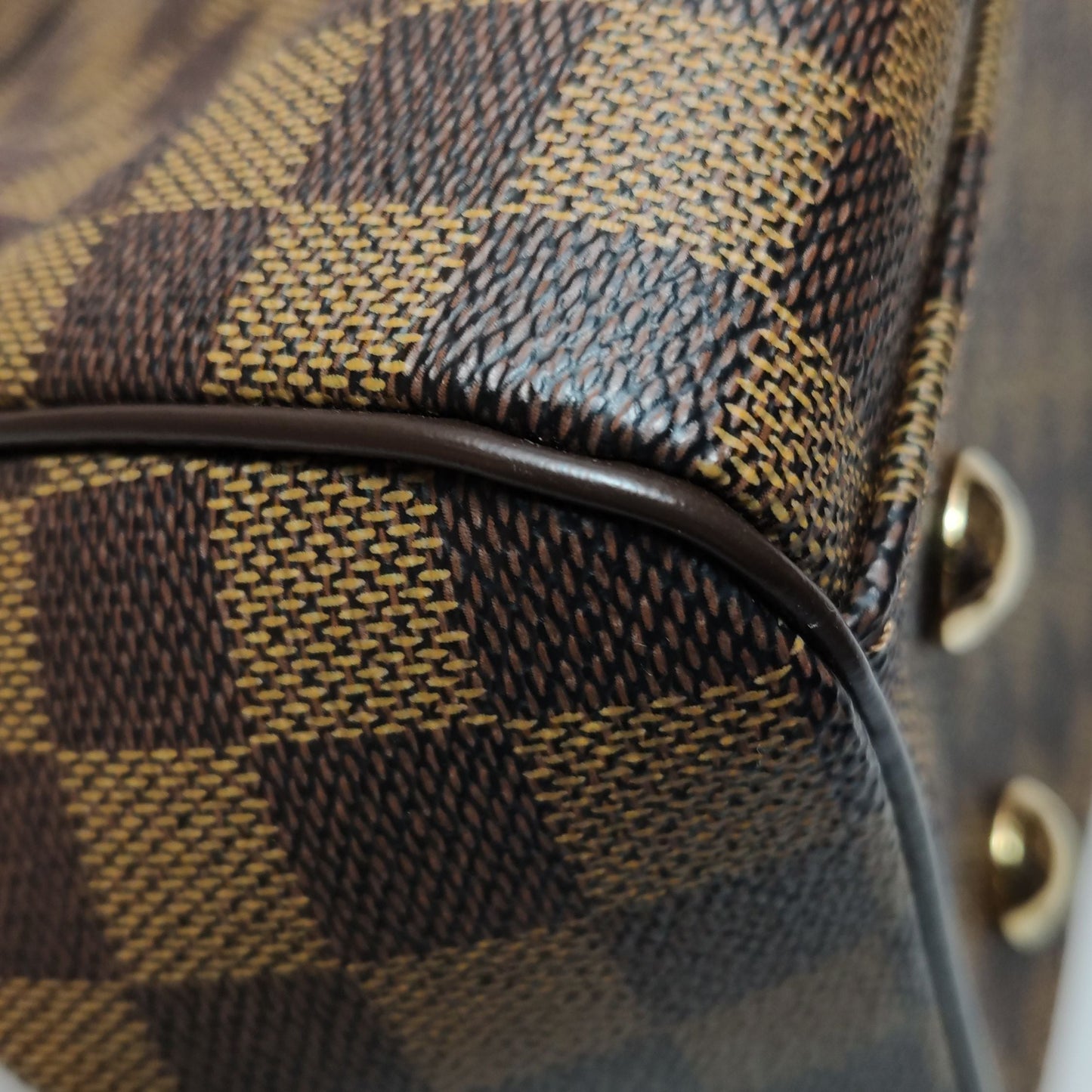 Louis Vuitton Trevi Leather Checkered Pleated Shoulder Bag 24121078978257