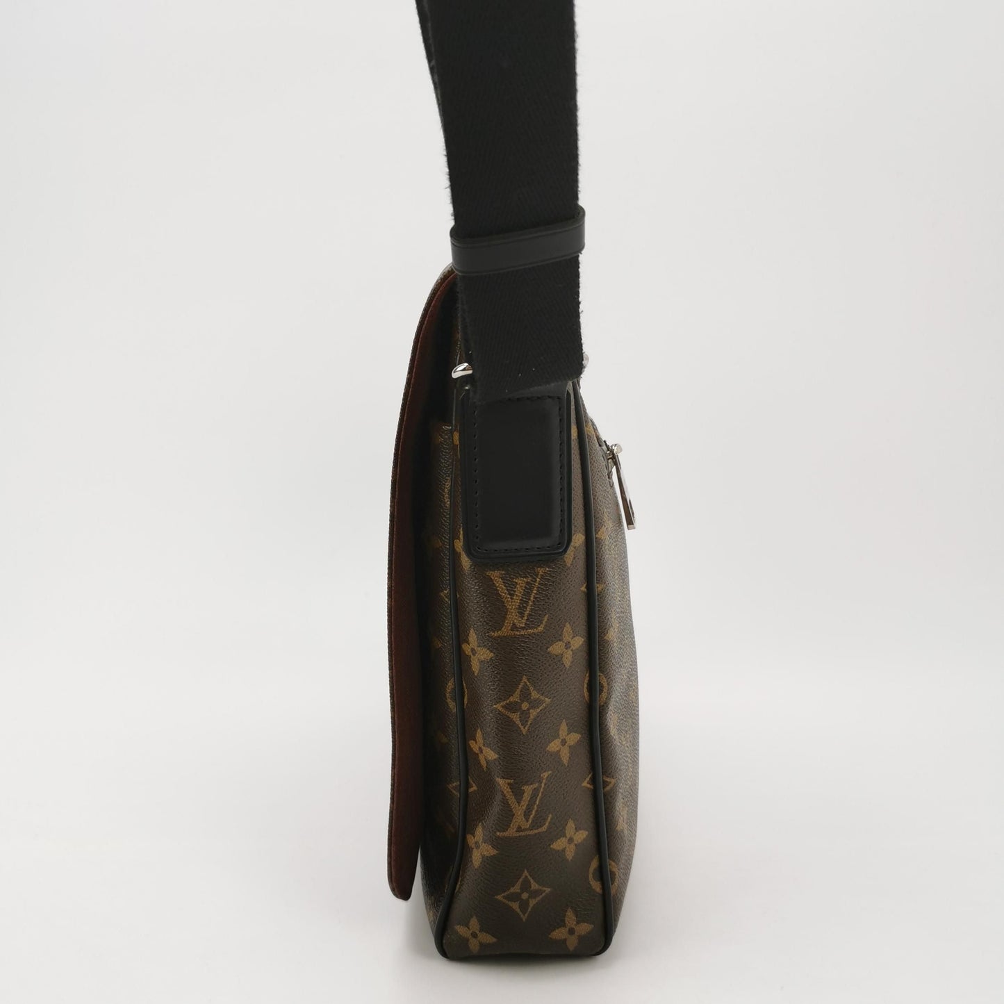 Louis Vuitton District Monogram Flap Shoulder Bag 24122578996357
