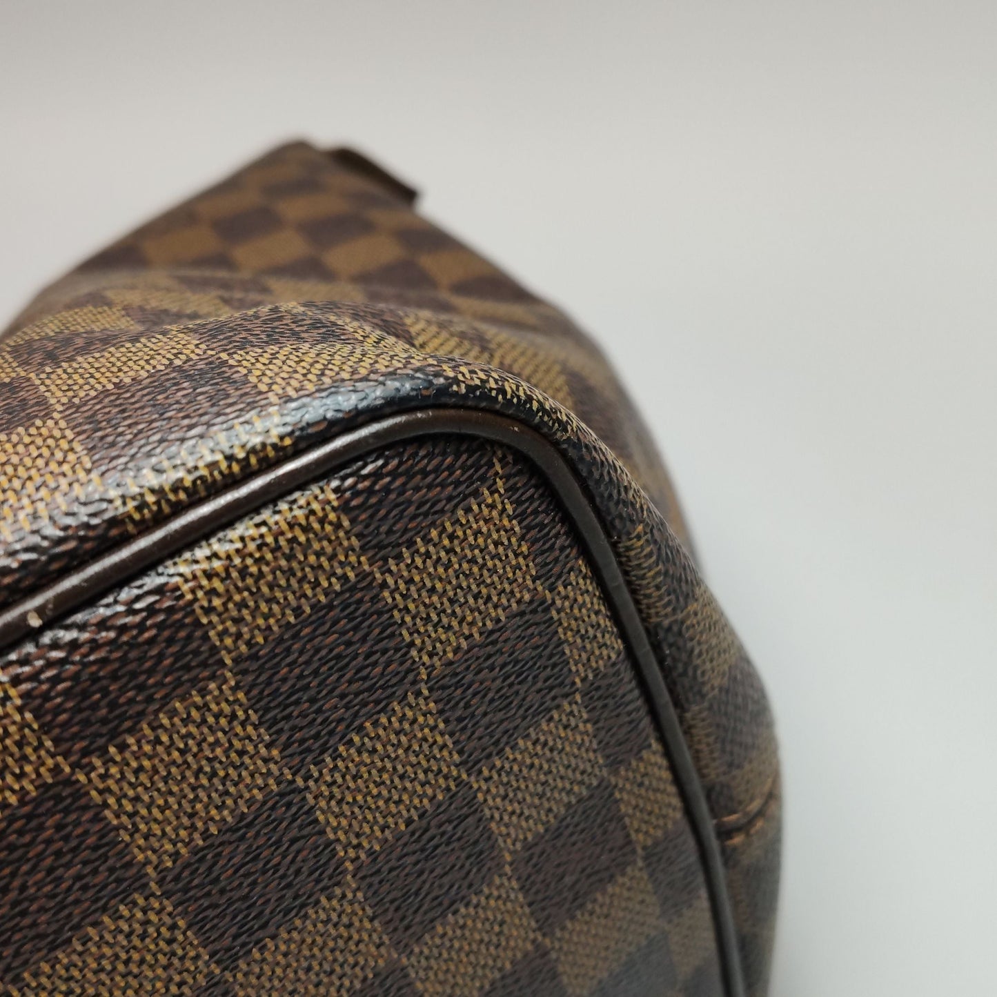 Louis Vuitton Saleya Leather Checkered Zip Shoulder Bag 24120478970146