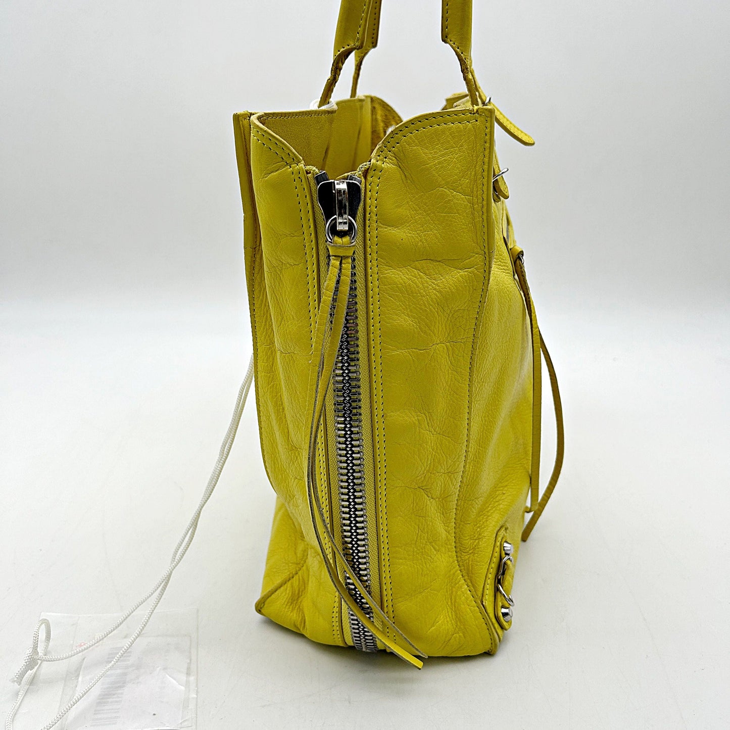 BALENCIAGA Supple Calfskin Papier A5 Zip Around Tote Jaune Soleil LA18930